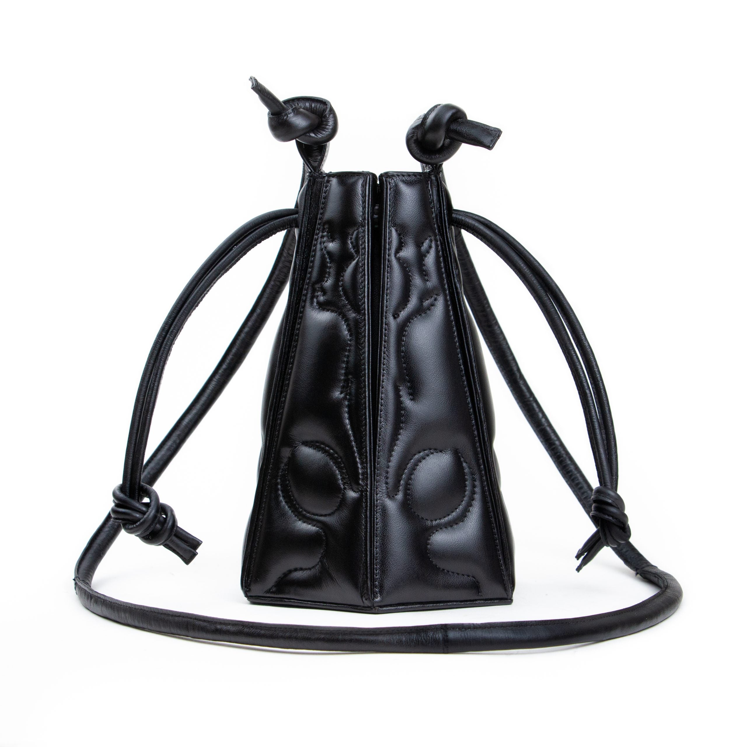La bolsa grabada