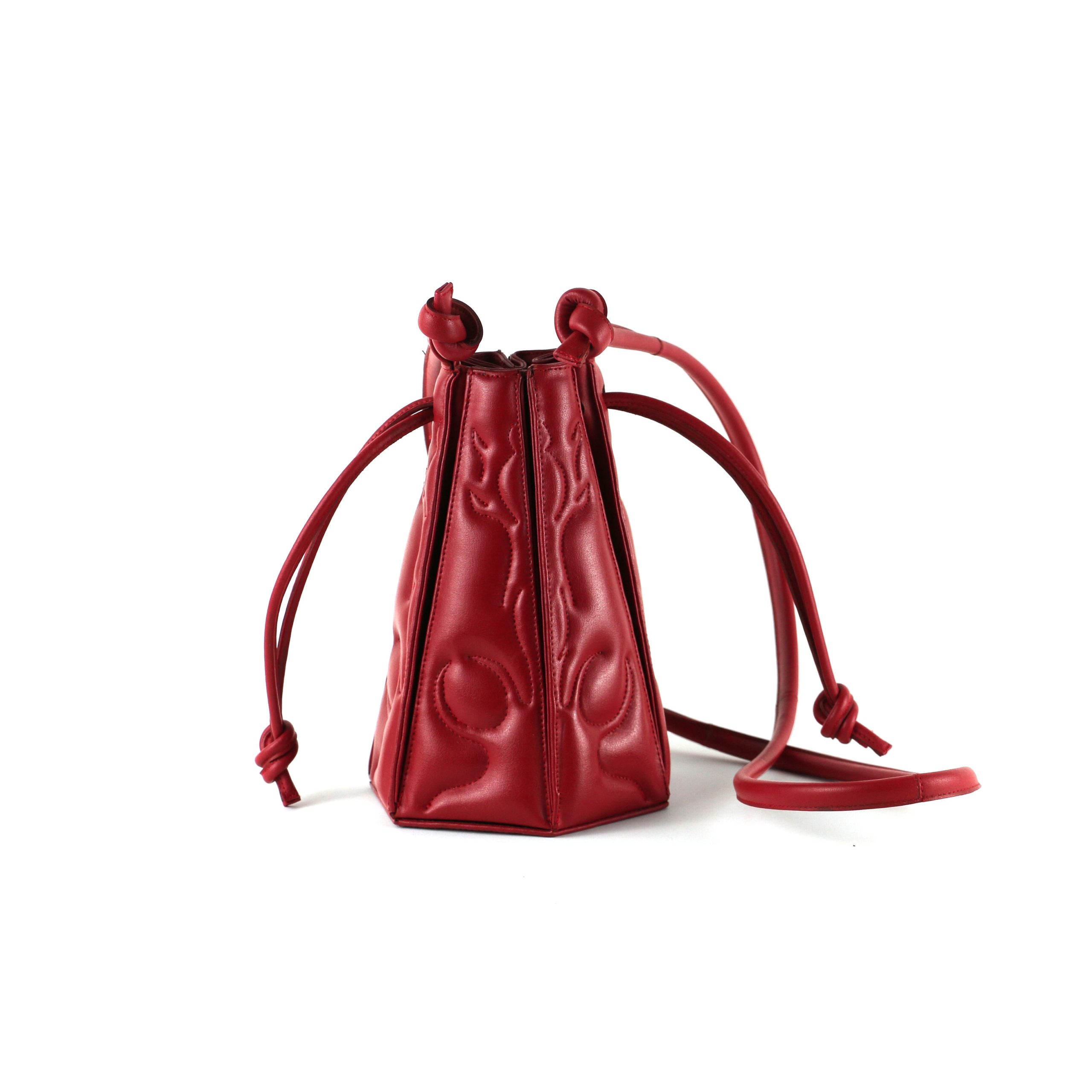 La bolsa grabada