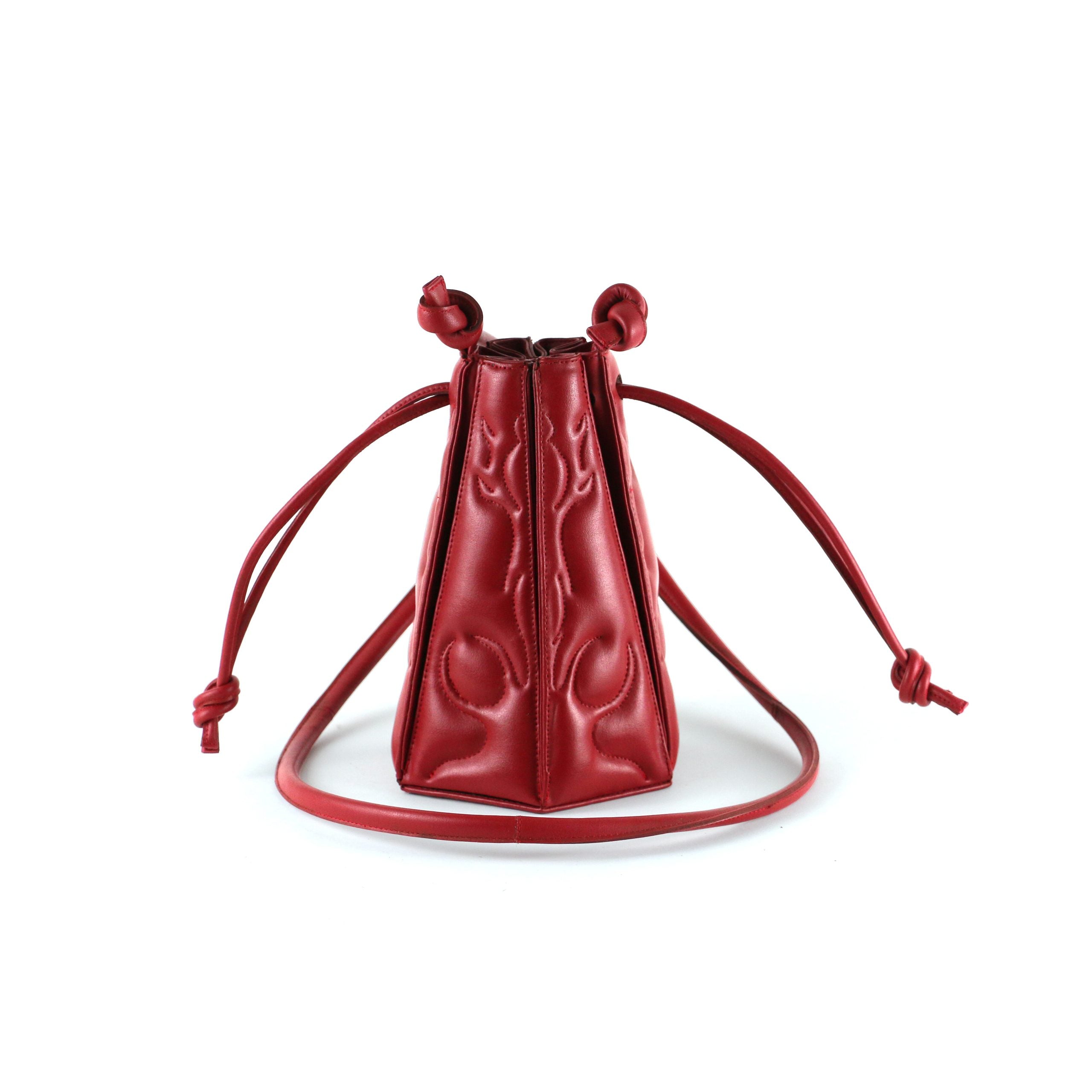 La bolsa grabada