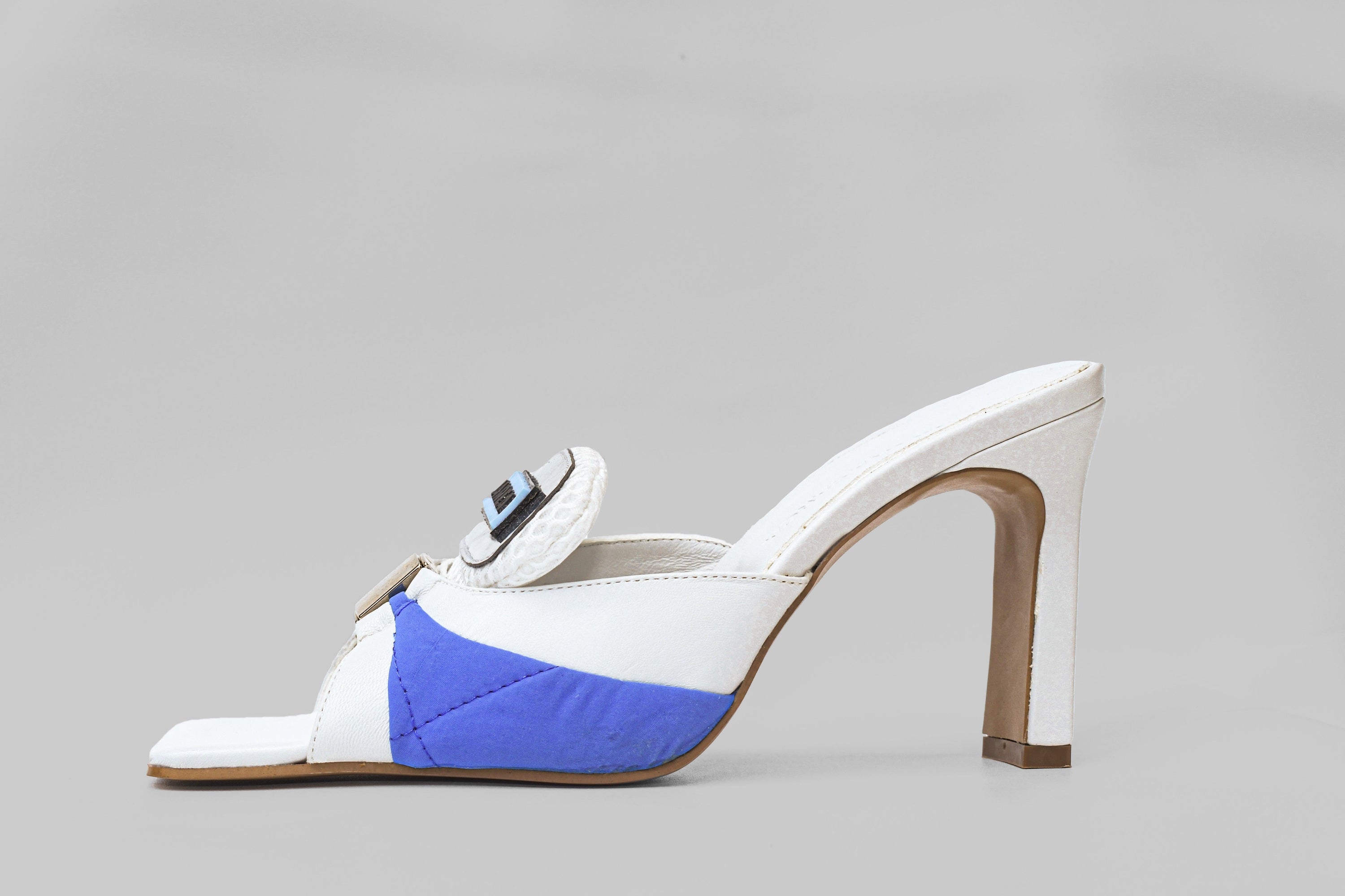 Lithium sandal
