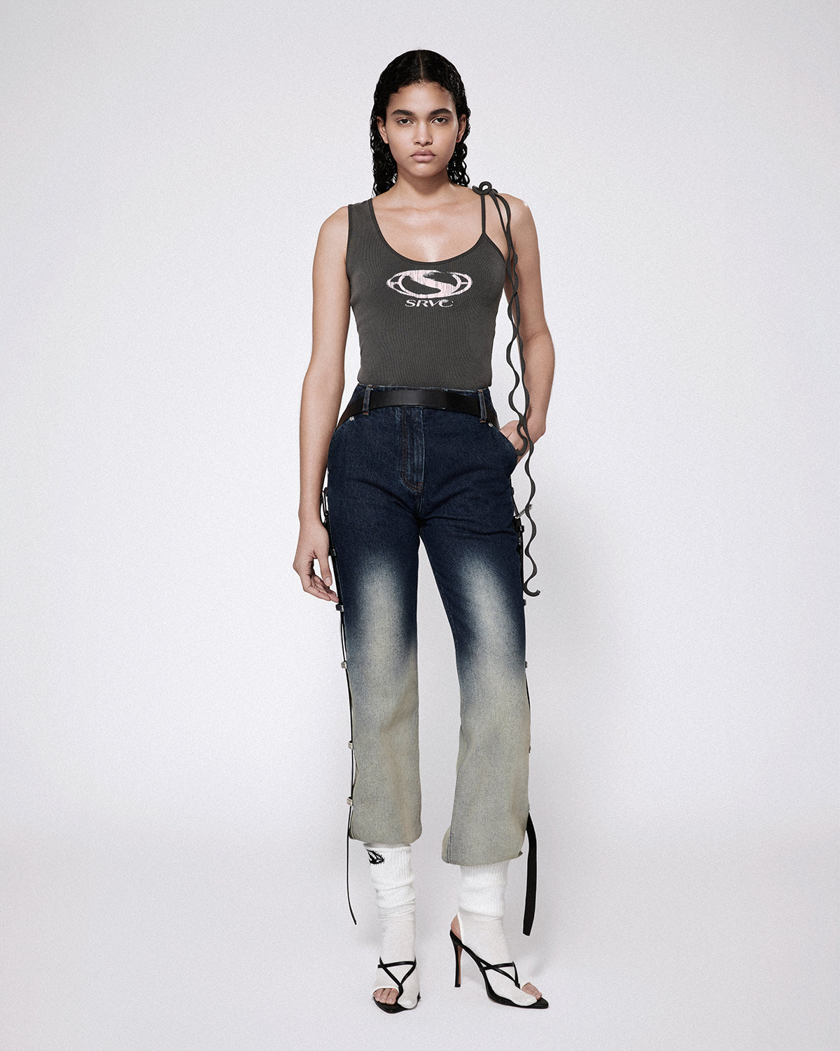 Srvc - wahsed black rib tank