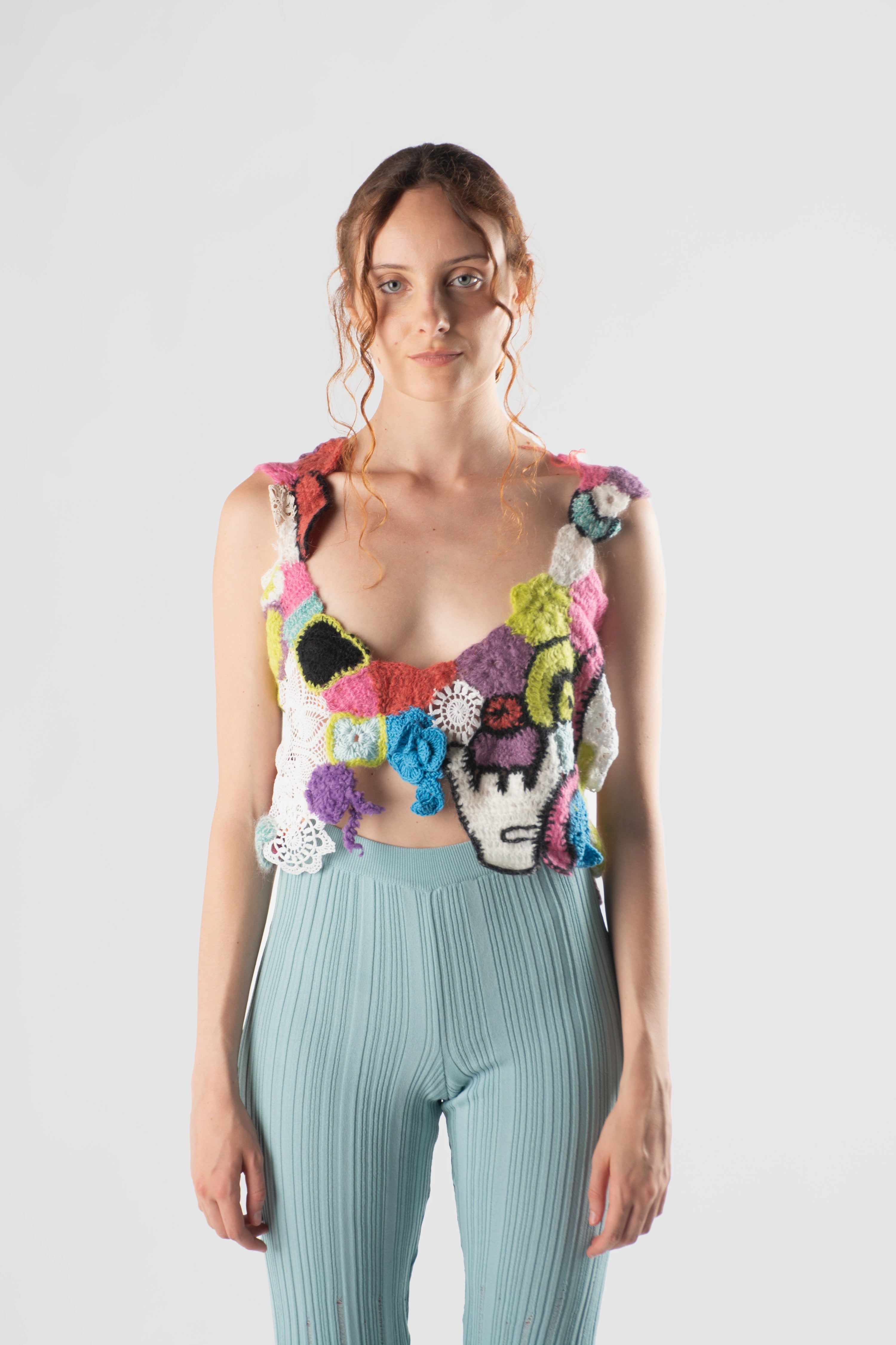 Top patch uncinetto multicolor