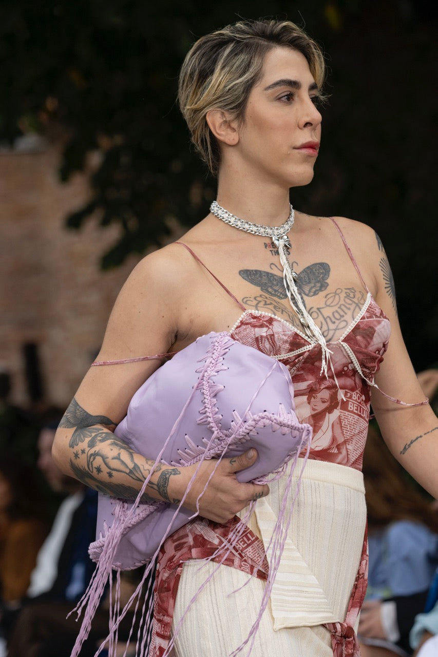 Collana con lacci e charms