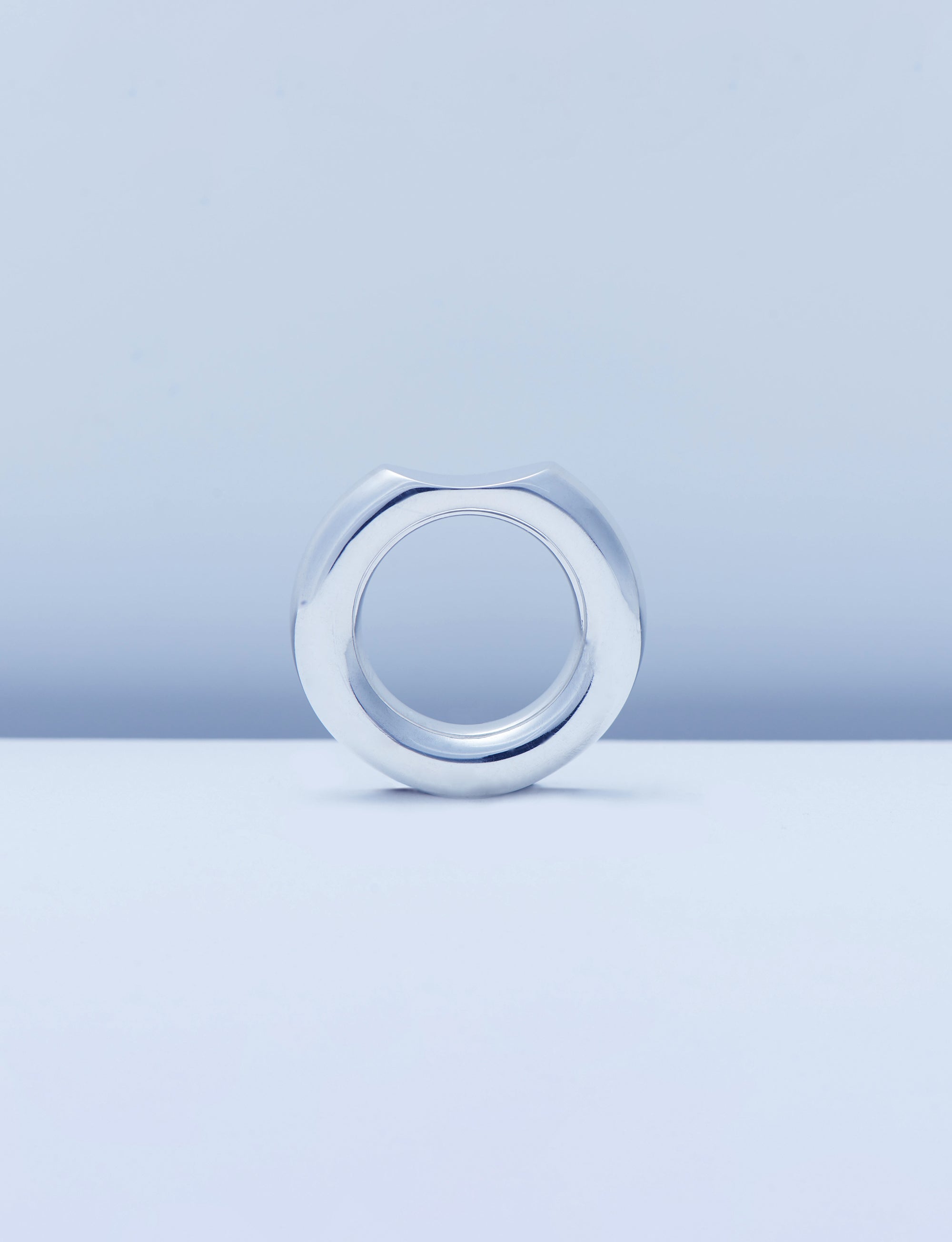Cutout hoop ring