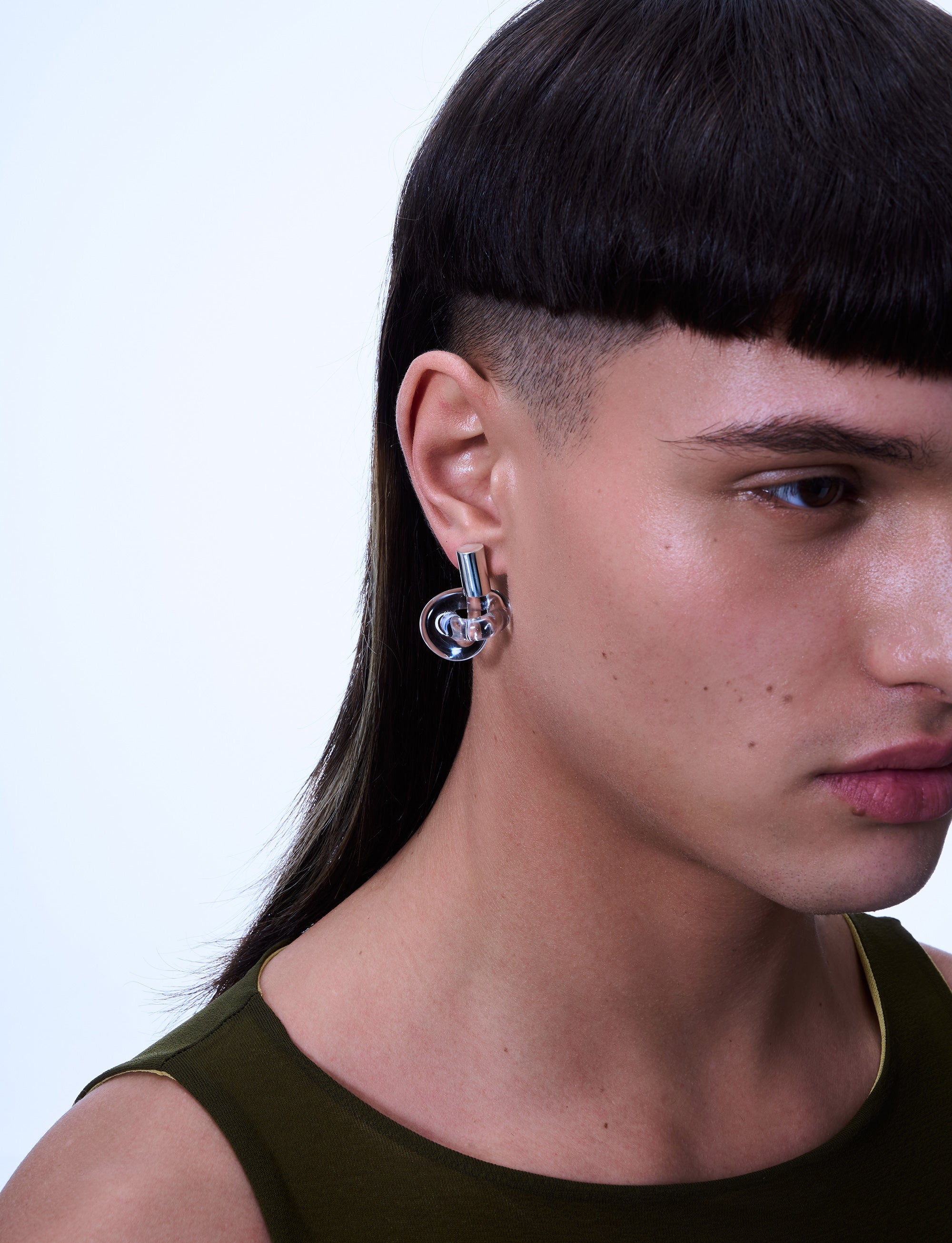 Mini knot earrings