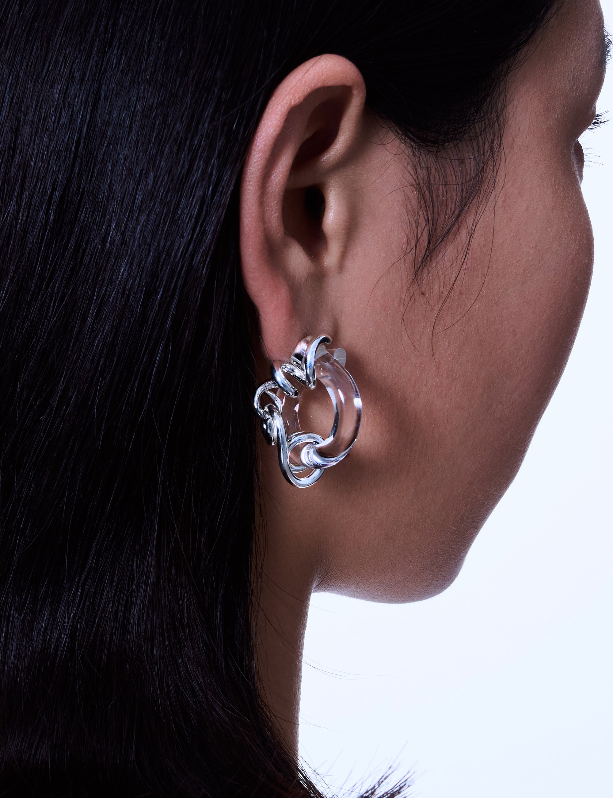 Worm chain hoops