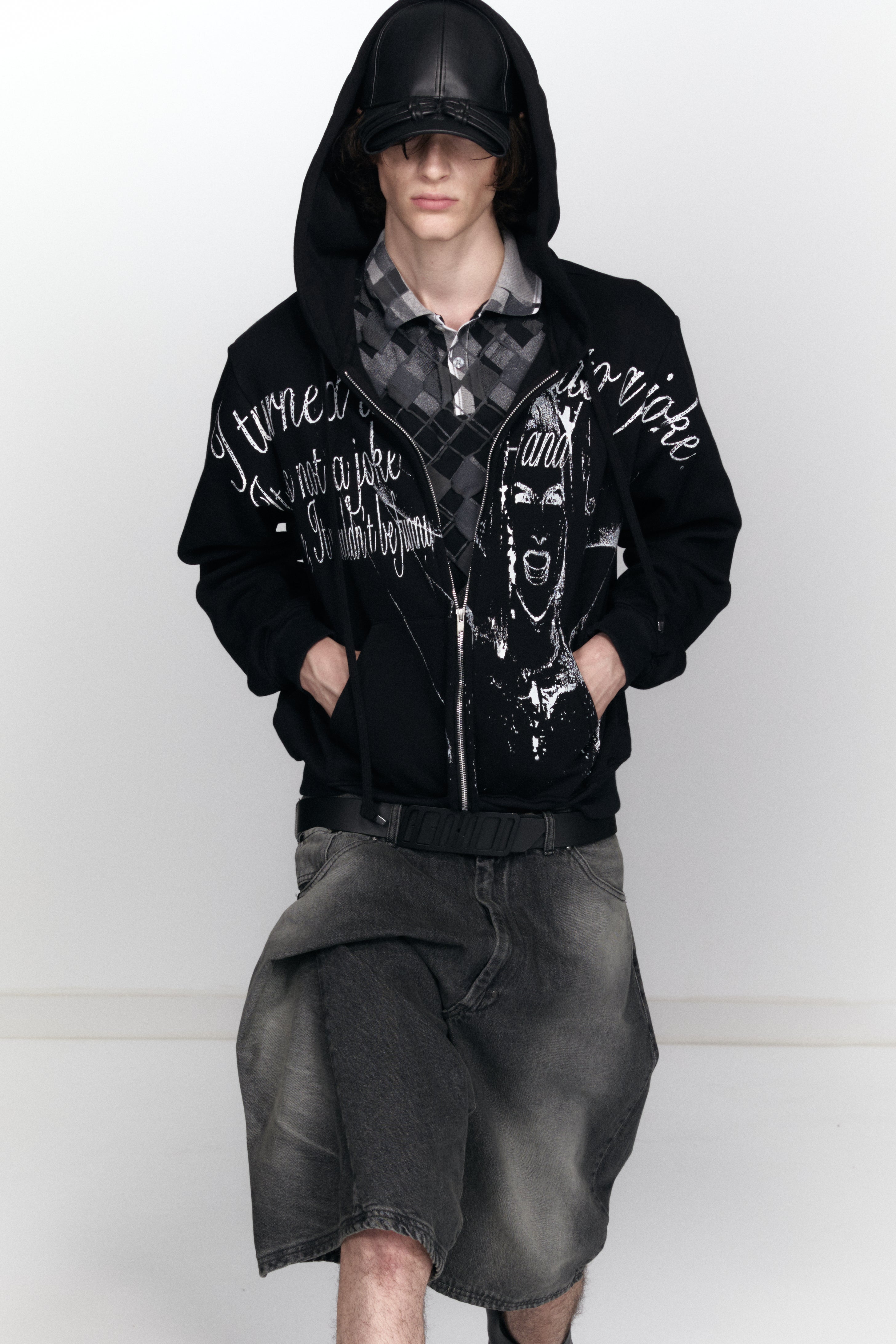 Joke hoodie black