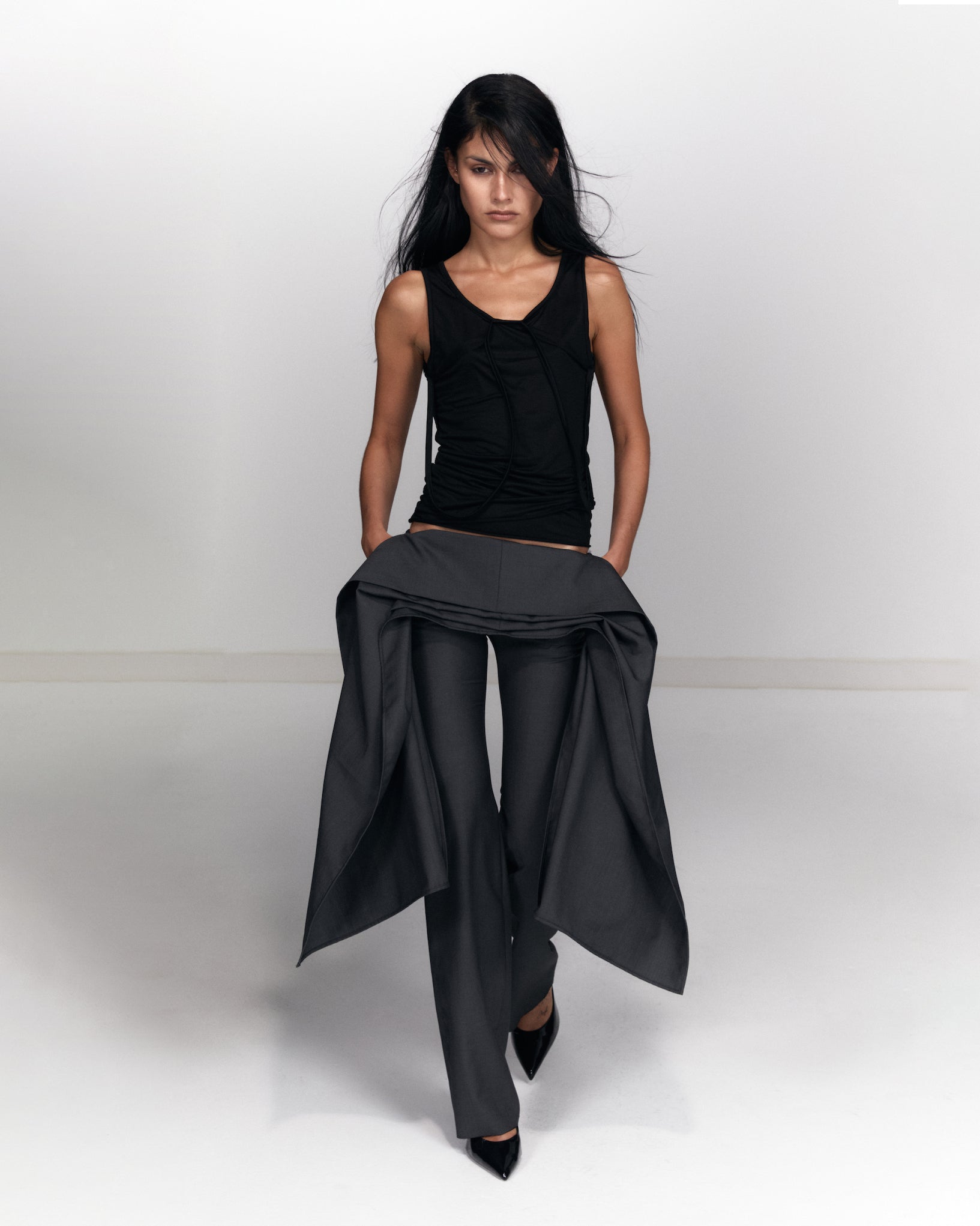 Shelf tailored trousers
