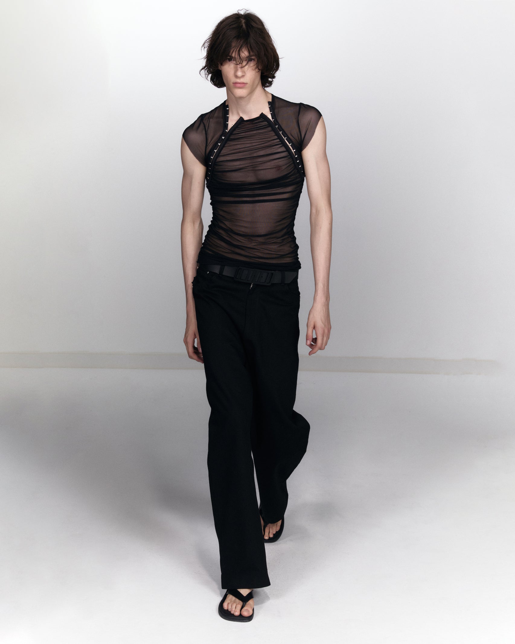 Hook and eye ranglan top