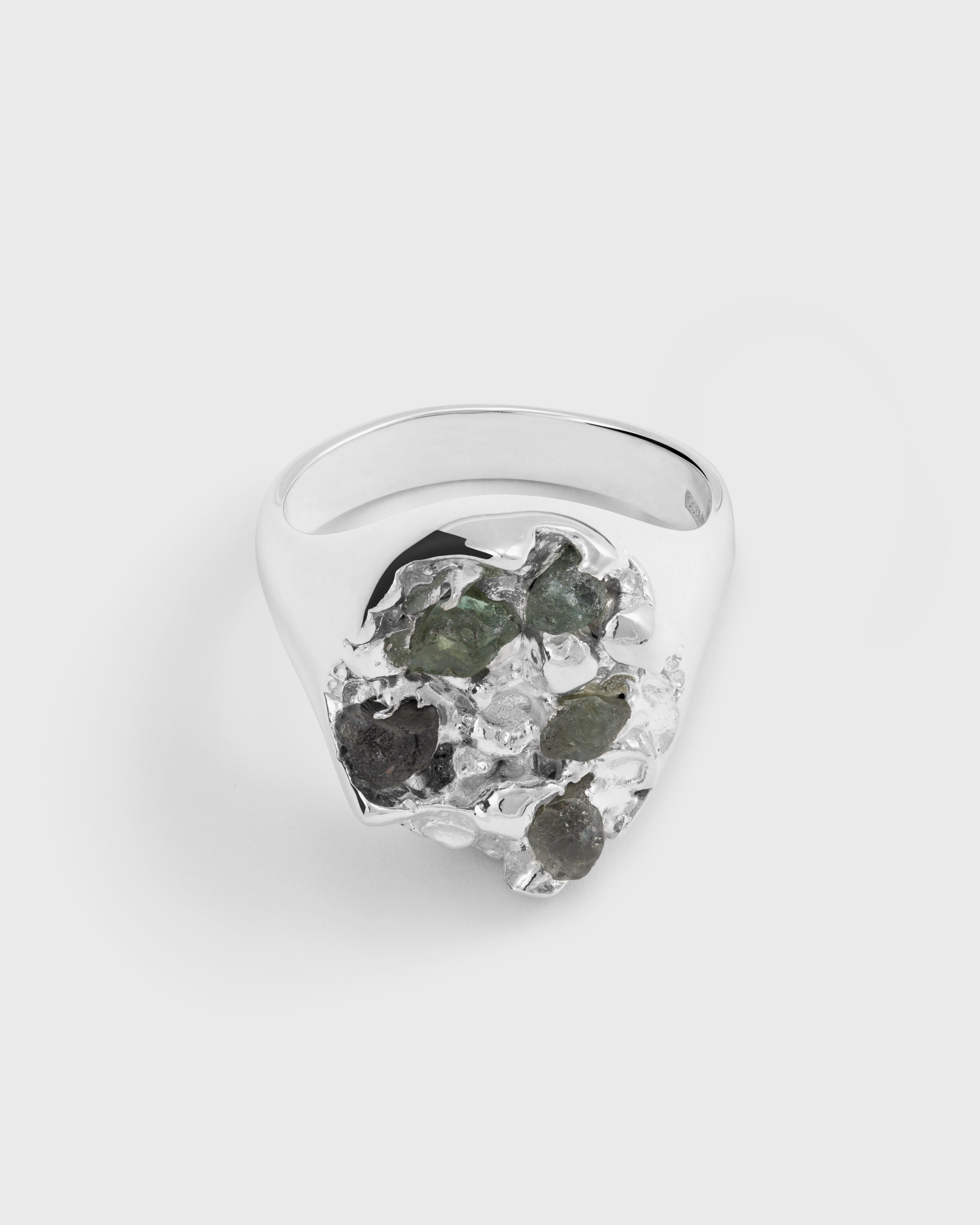 Melon mountain signet ring