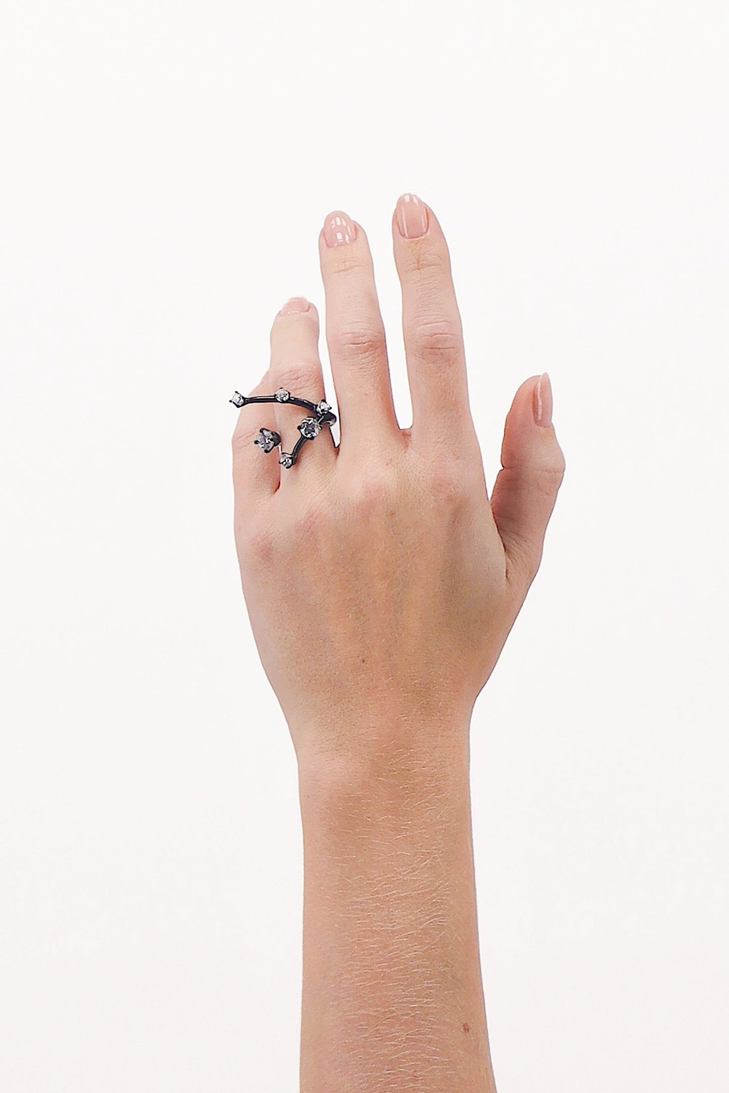 Constellation trunk ring black