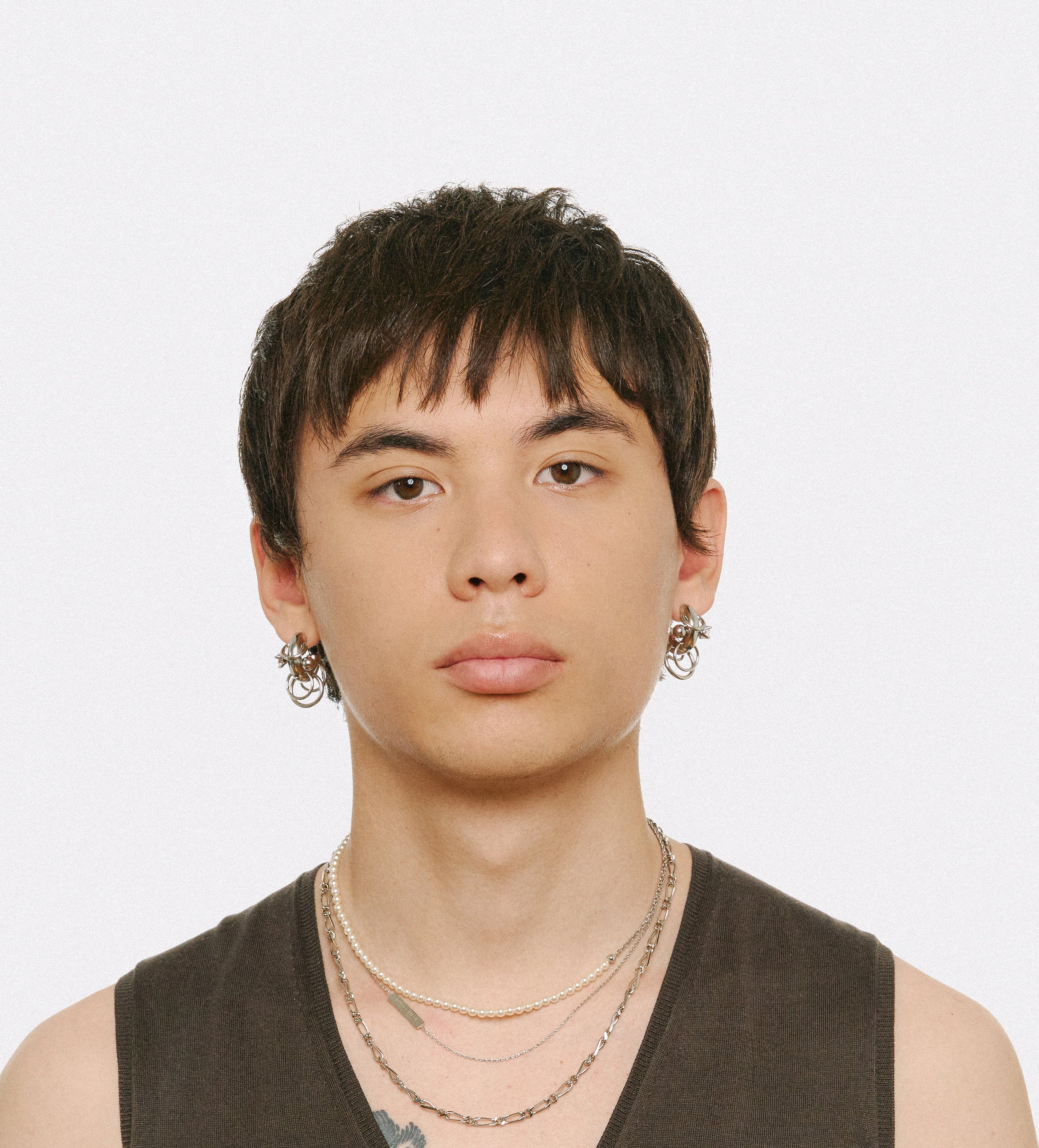 Pierced hoops silver