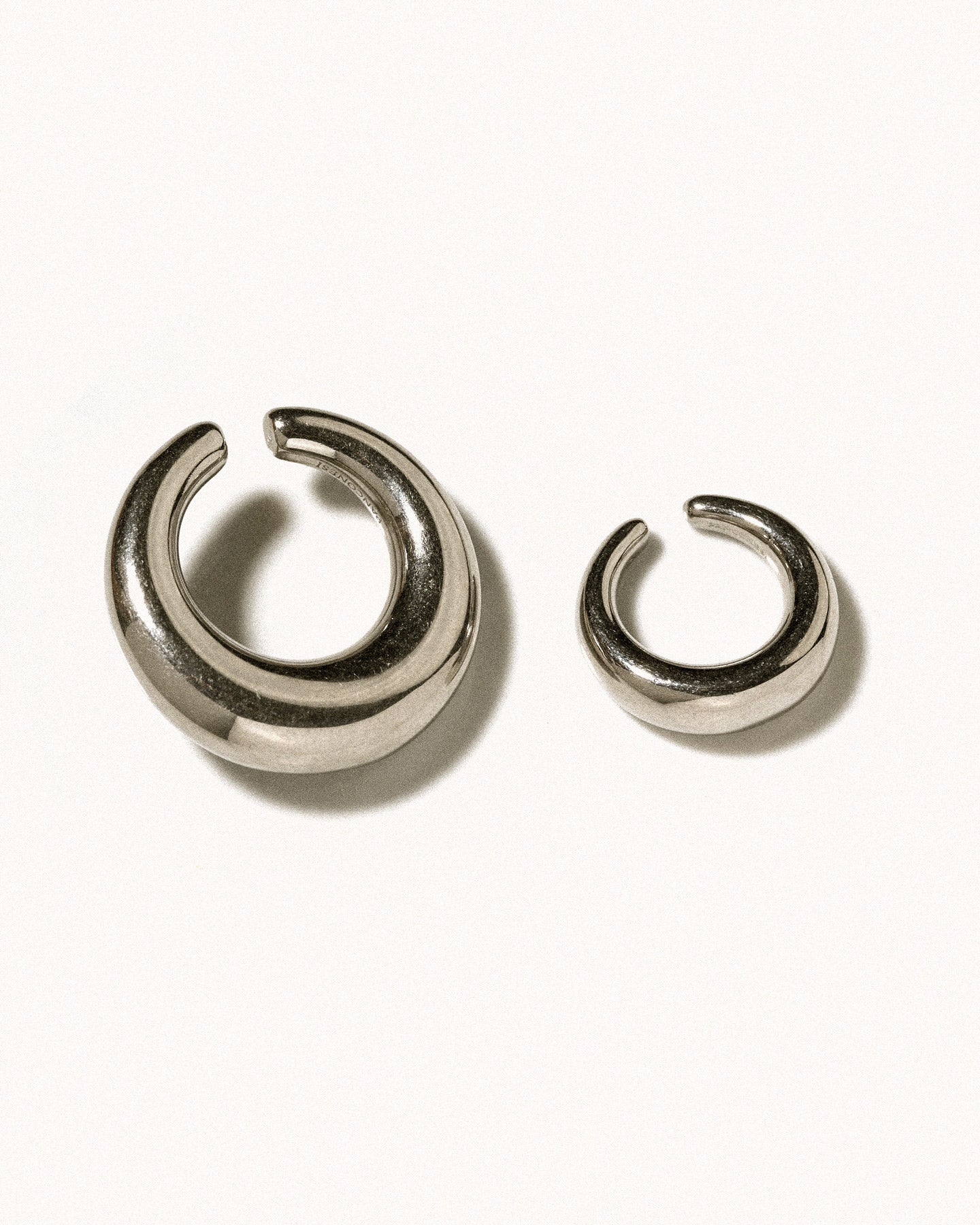 Circle cuffs
