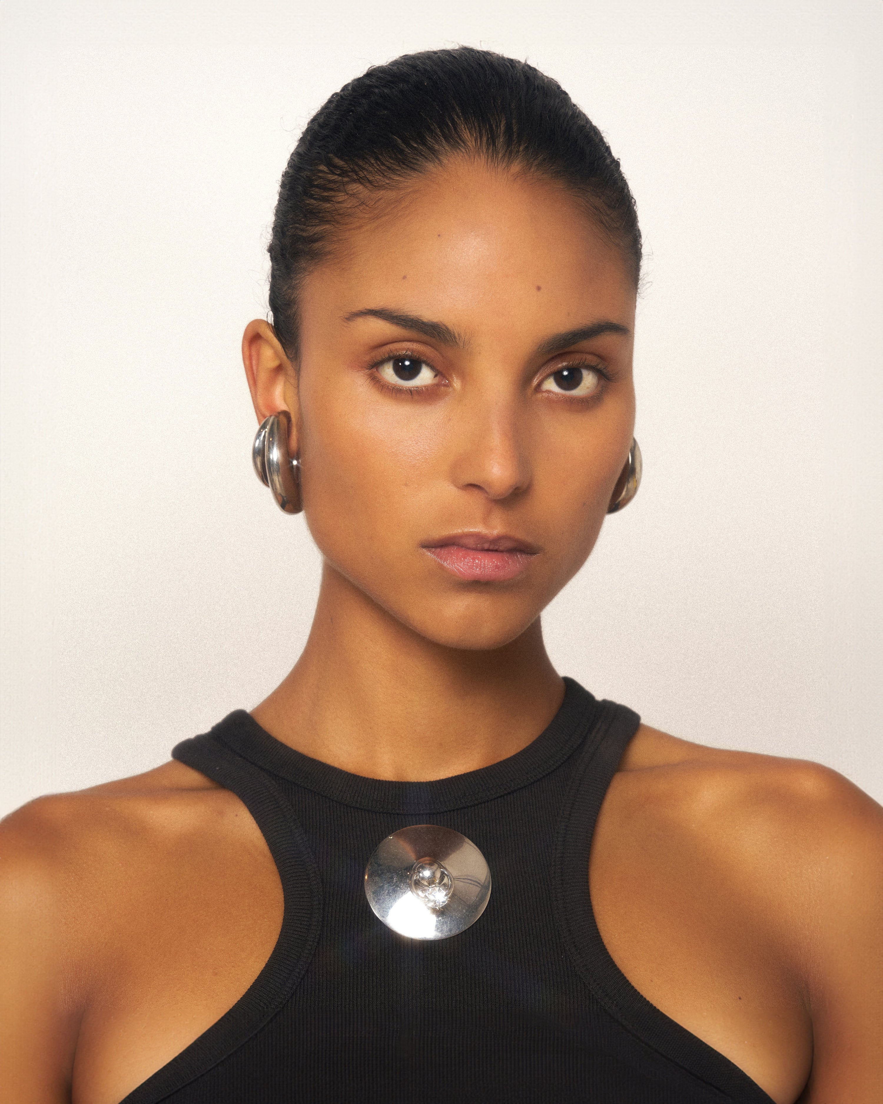 Lamina diamanti brooch