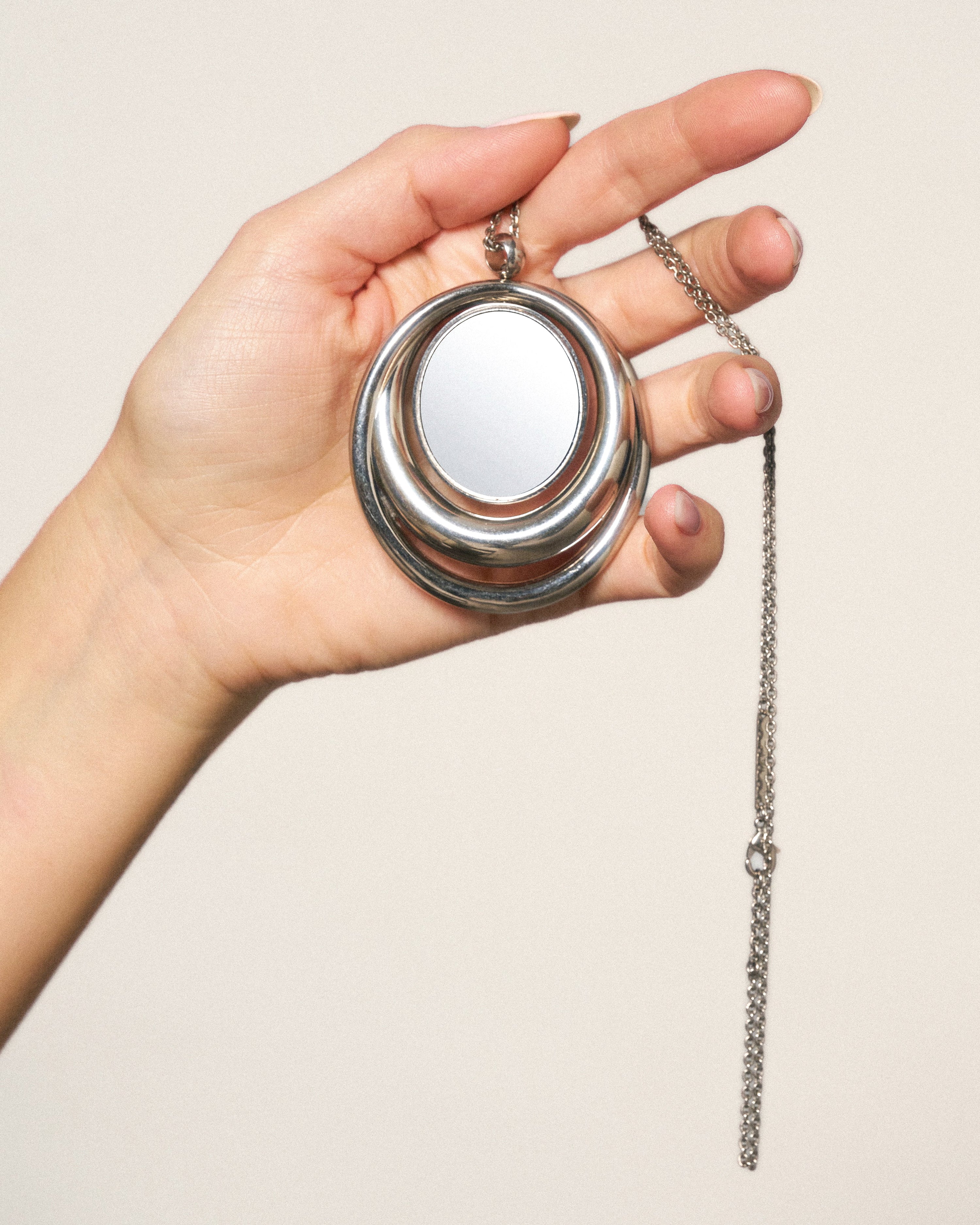 Dusk pendant