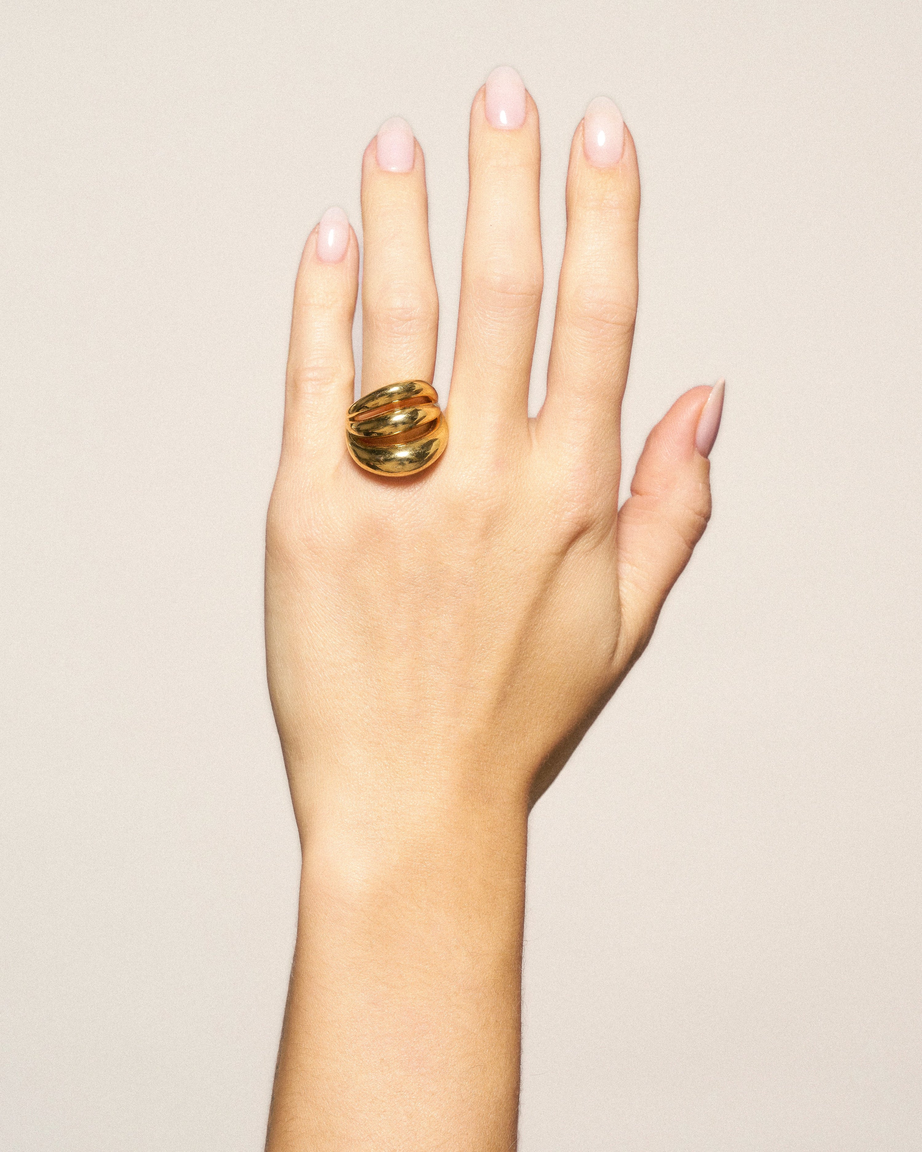 Triptych blow up ring