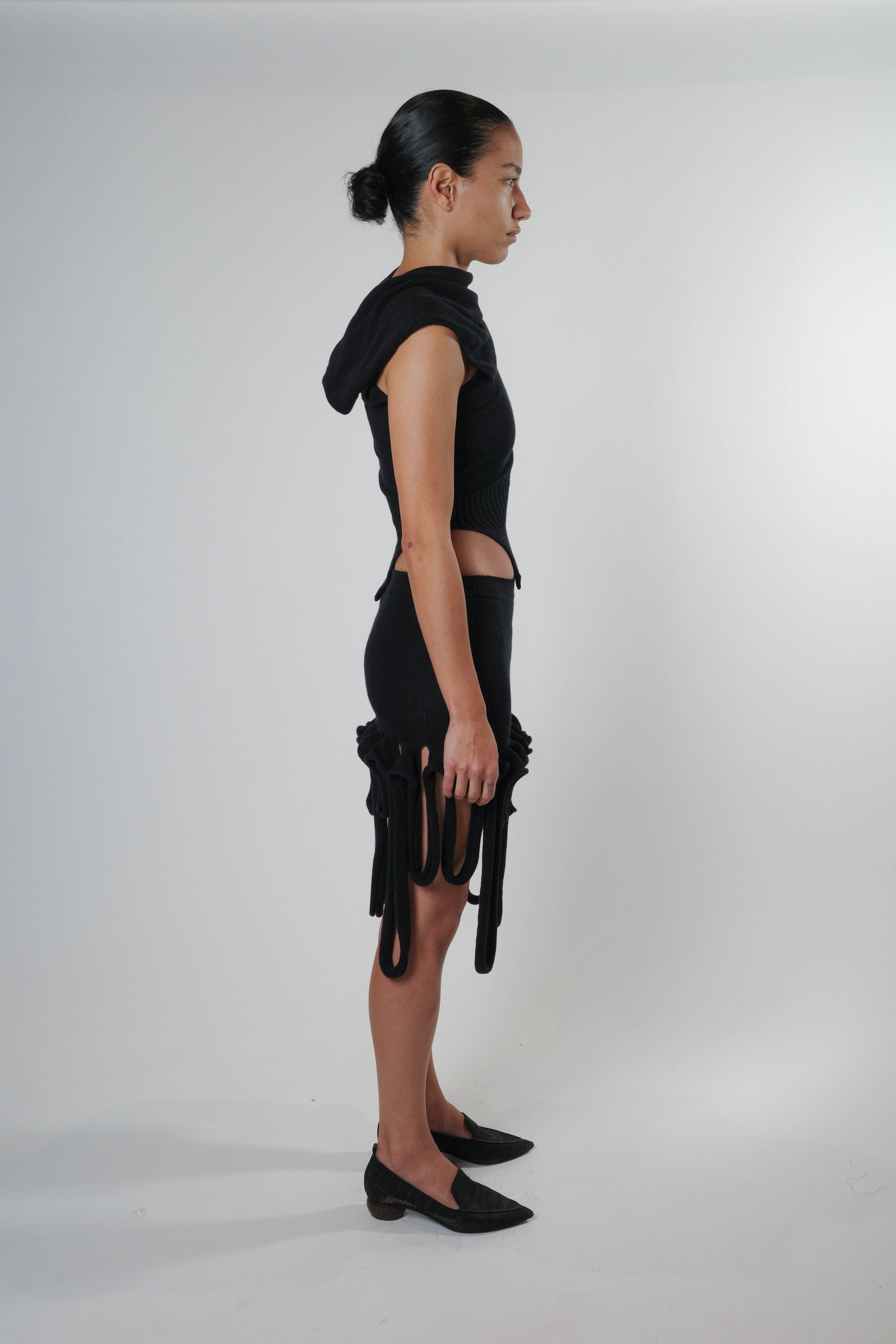 Neck drape top (black)