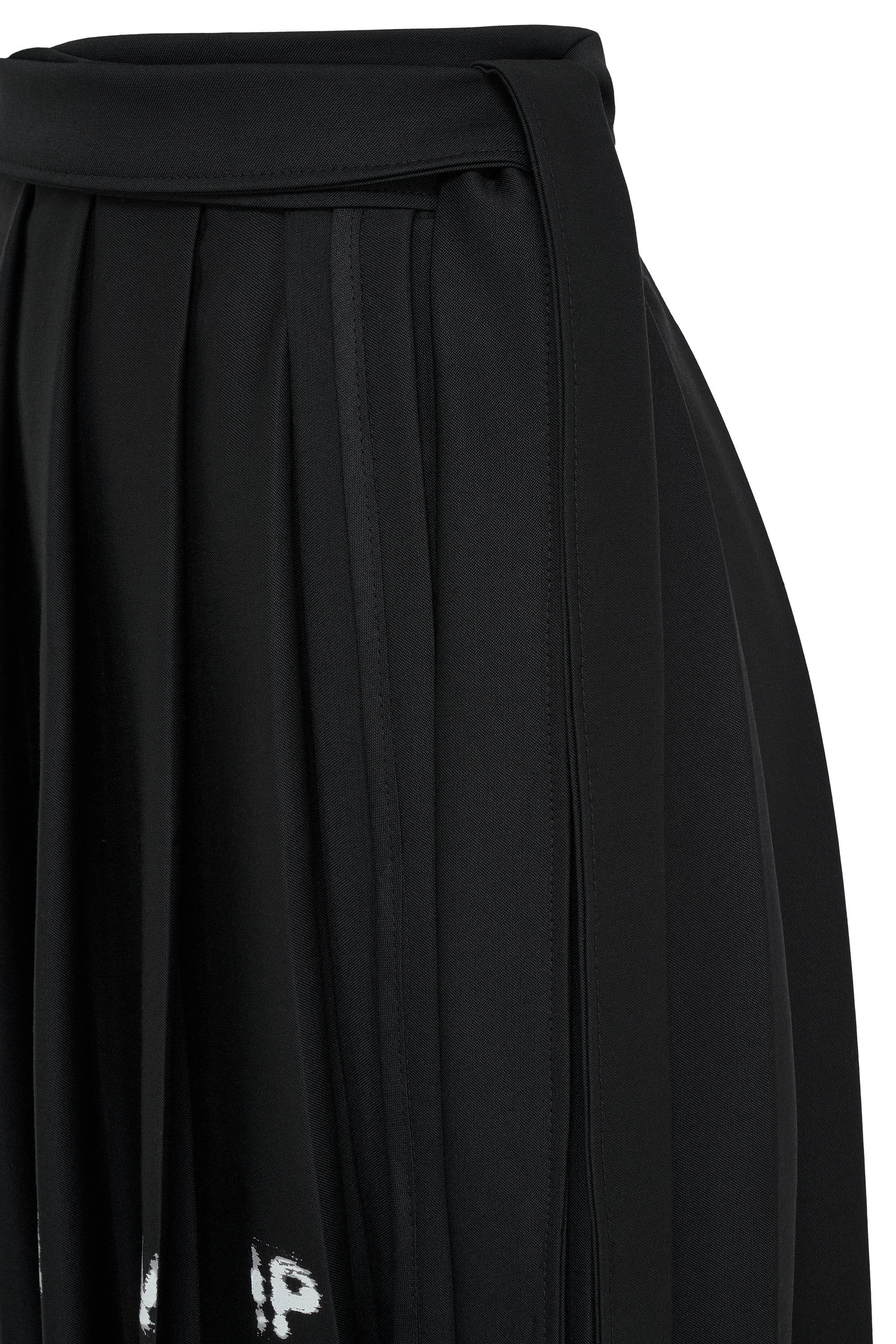 Pleated skirt