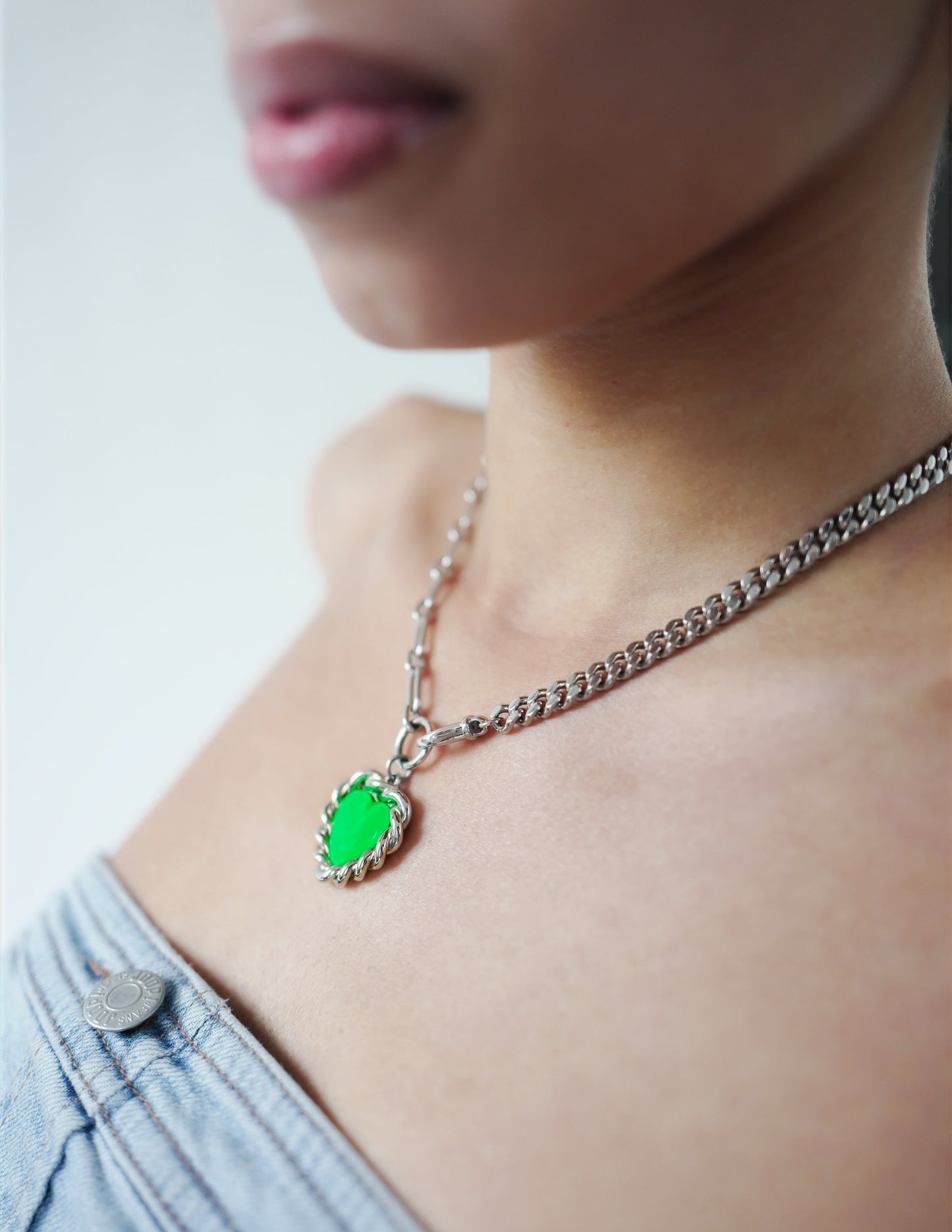 Limelight neon green necklace