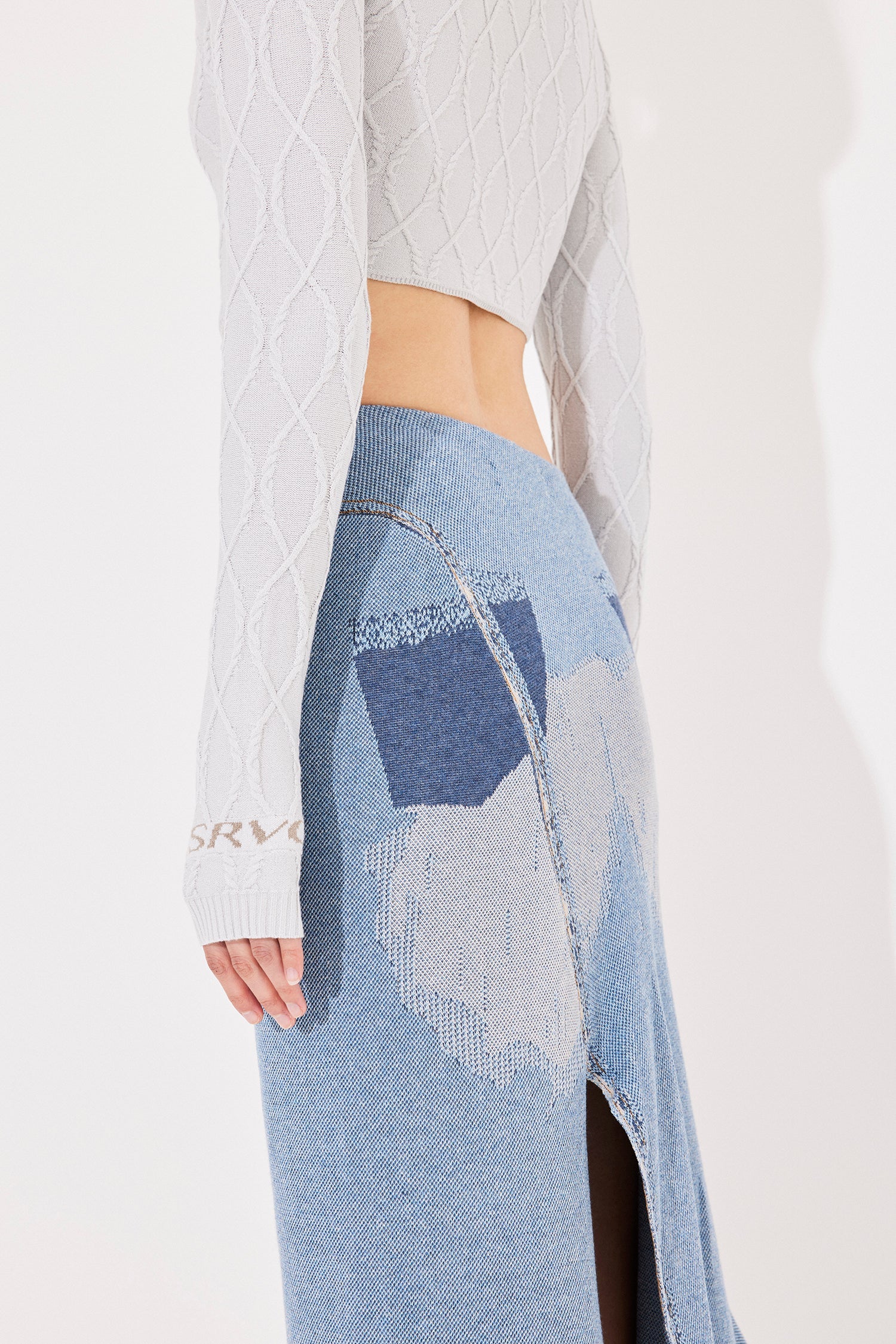 Overturned long sleeve grey
