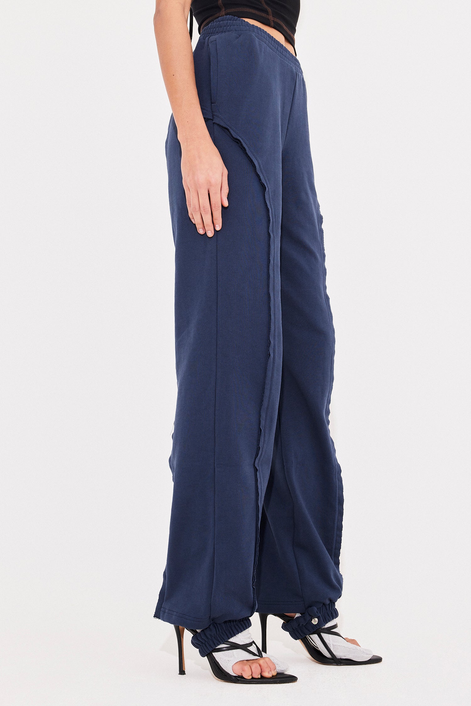 Mile-high joggers brown