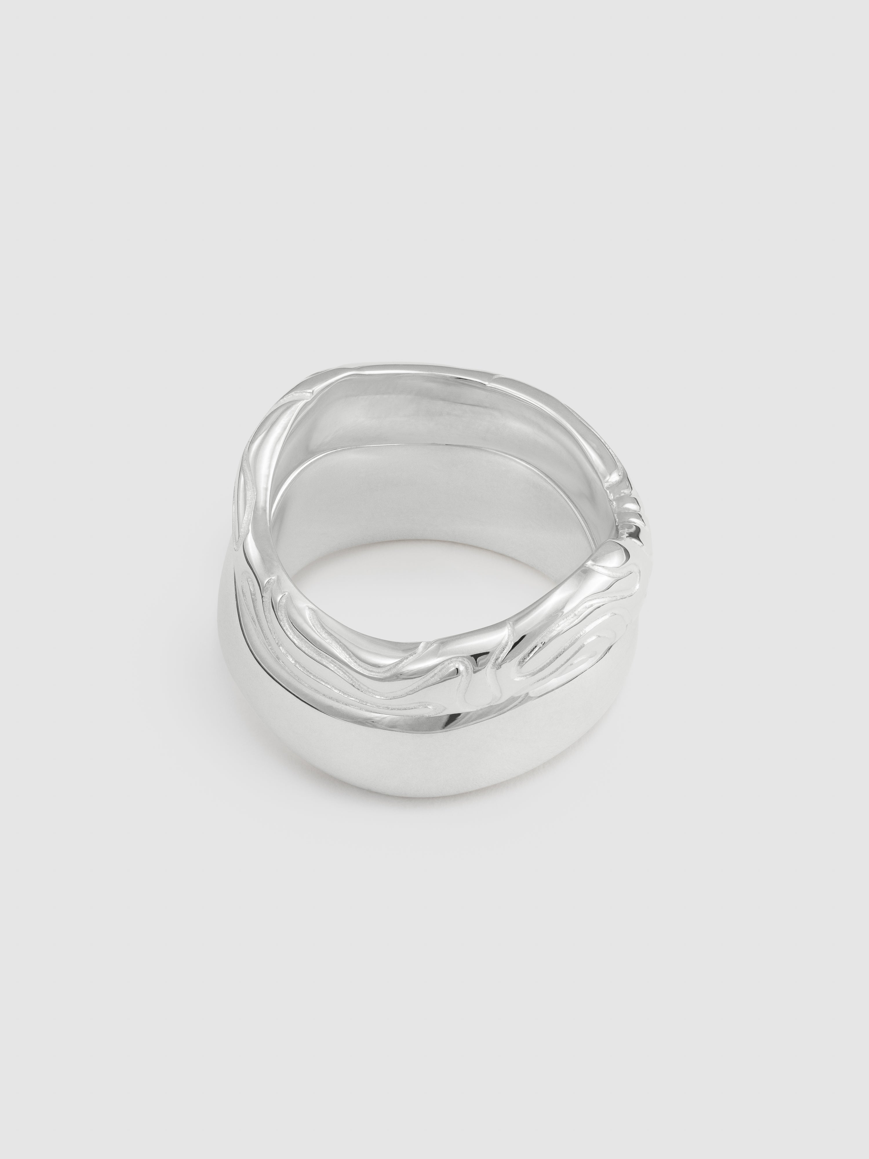 Globe stacking ring pair