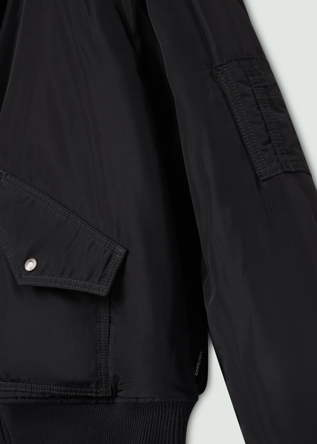 Suspended bomber black