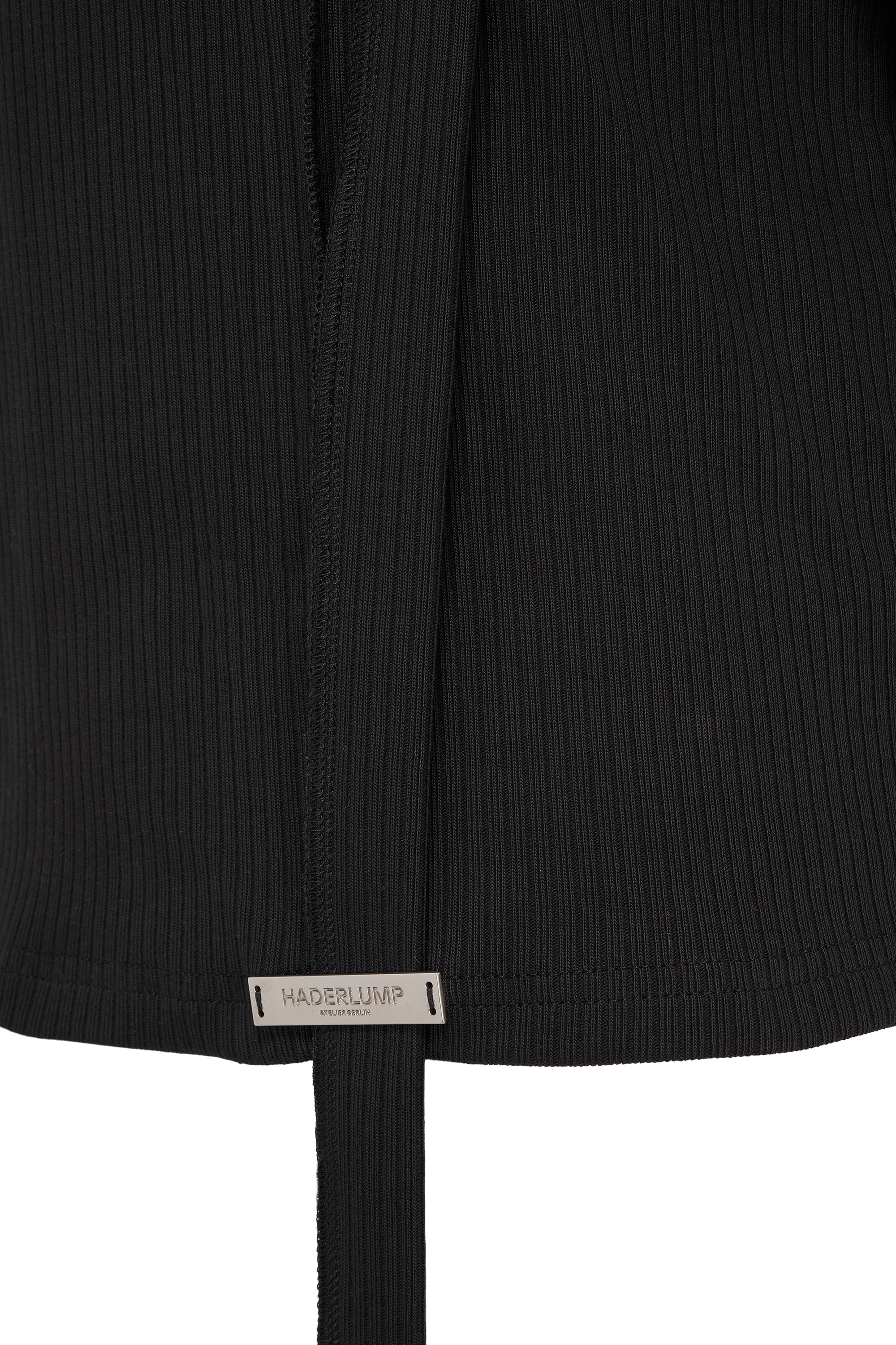 T-shirt black