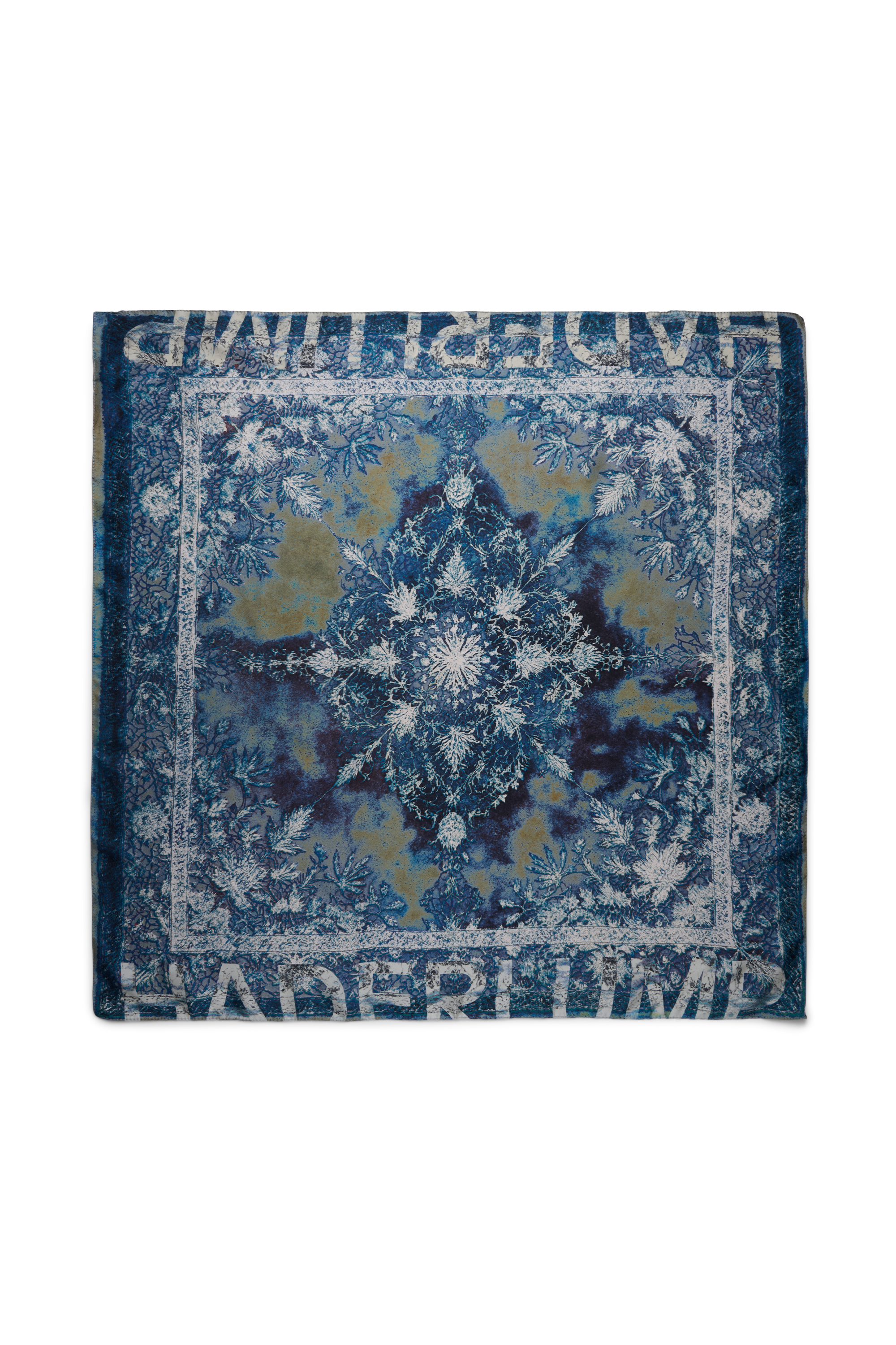 Silk scarf (varius)