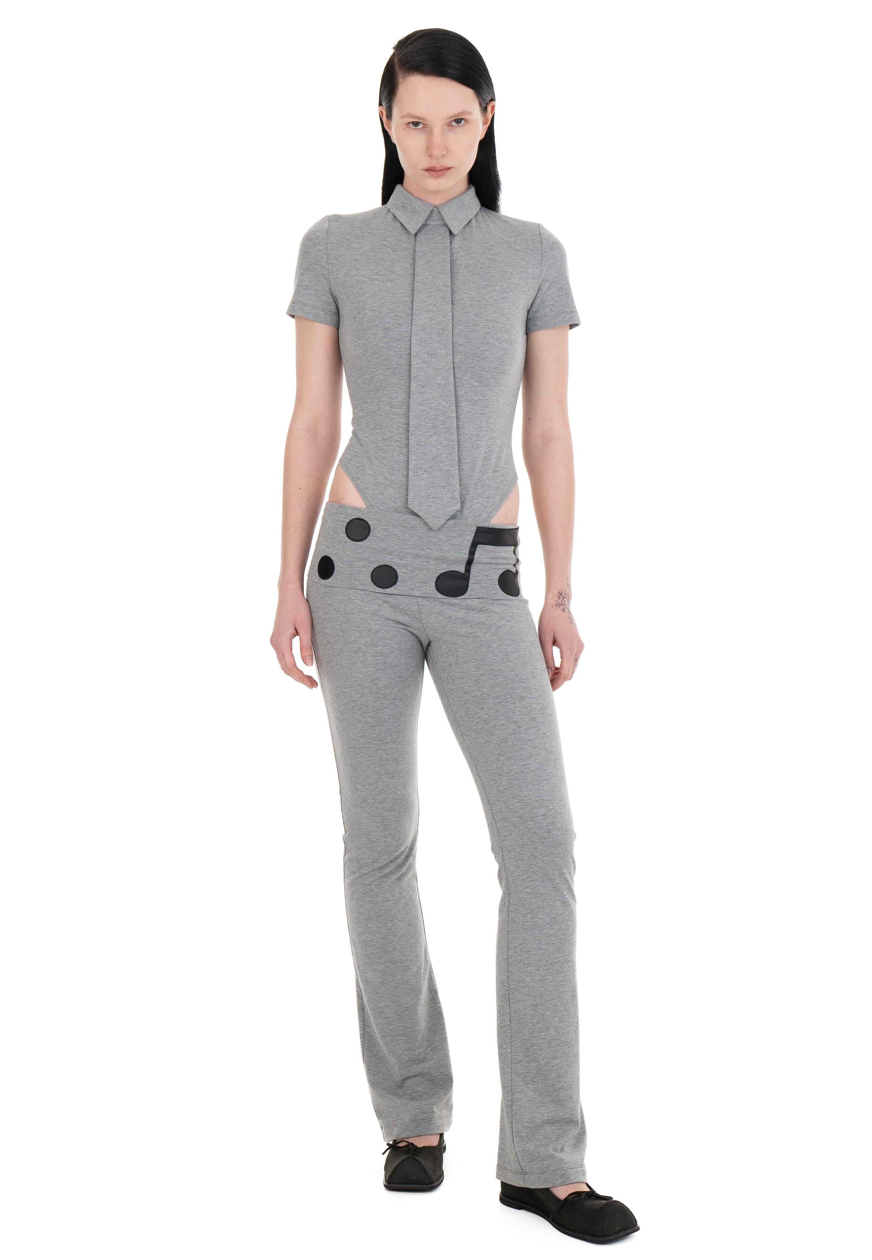 Note yoga pants