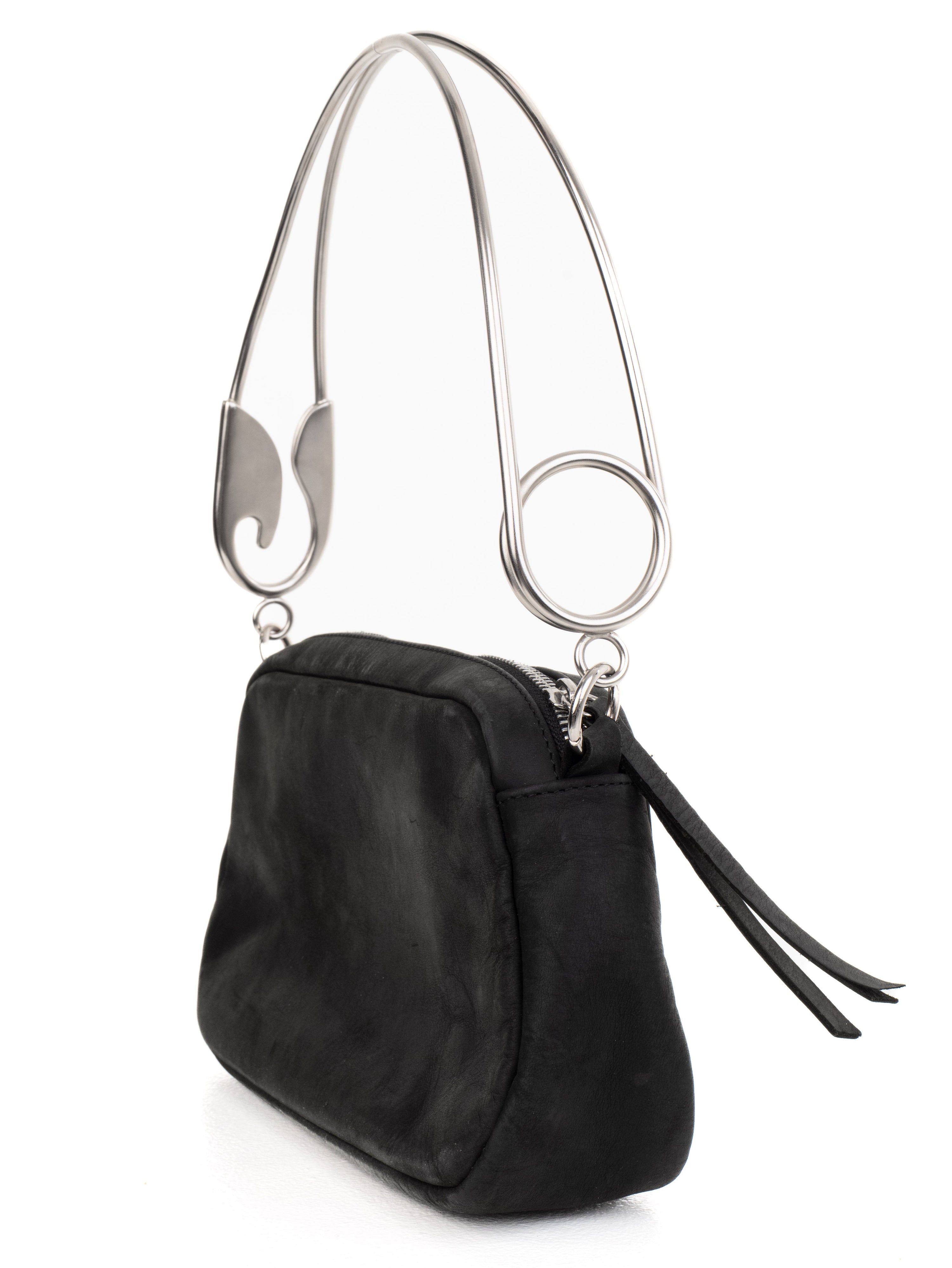 Safety pin fava bag