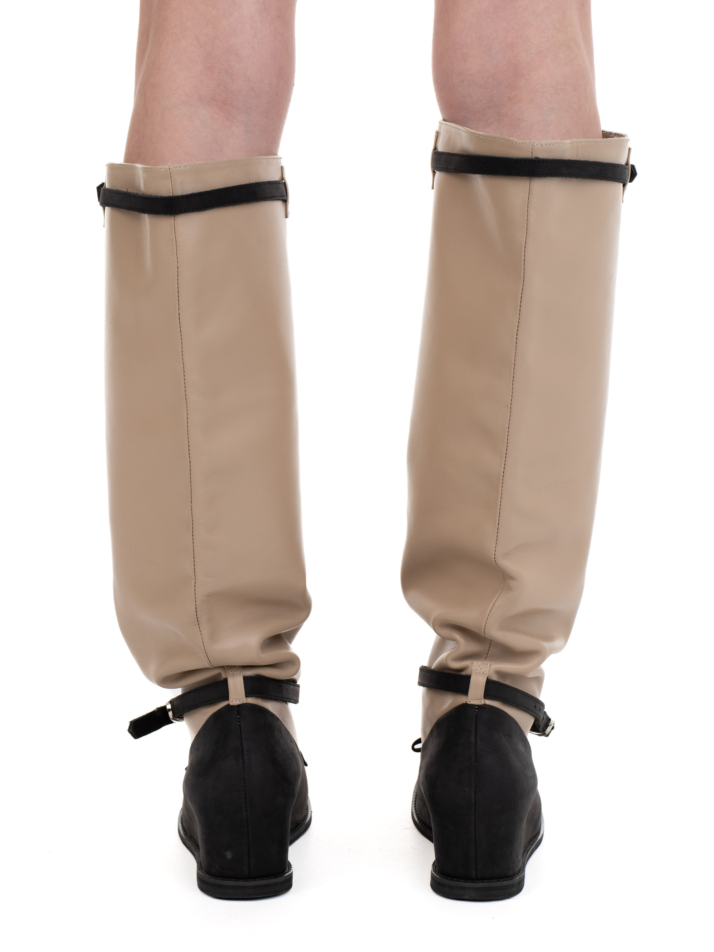 Hofa knee high buckle boots beige/black