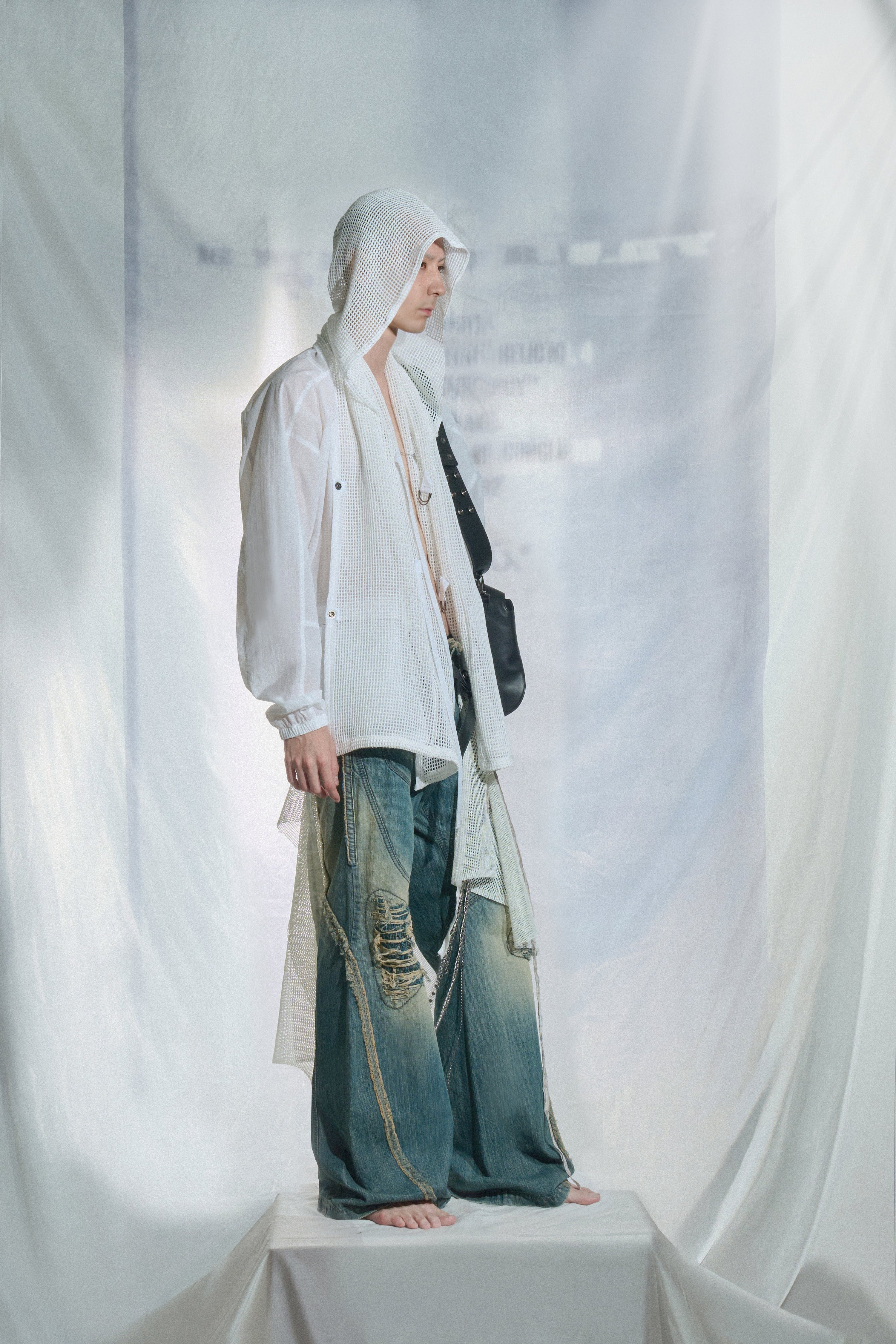 Convertible hooded windbreaker