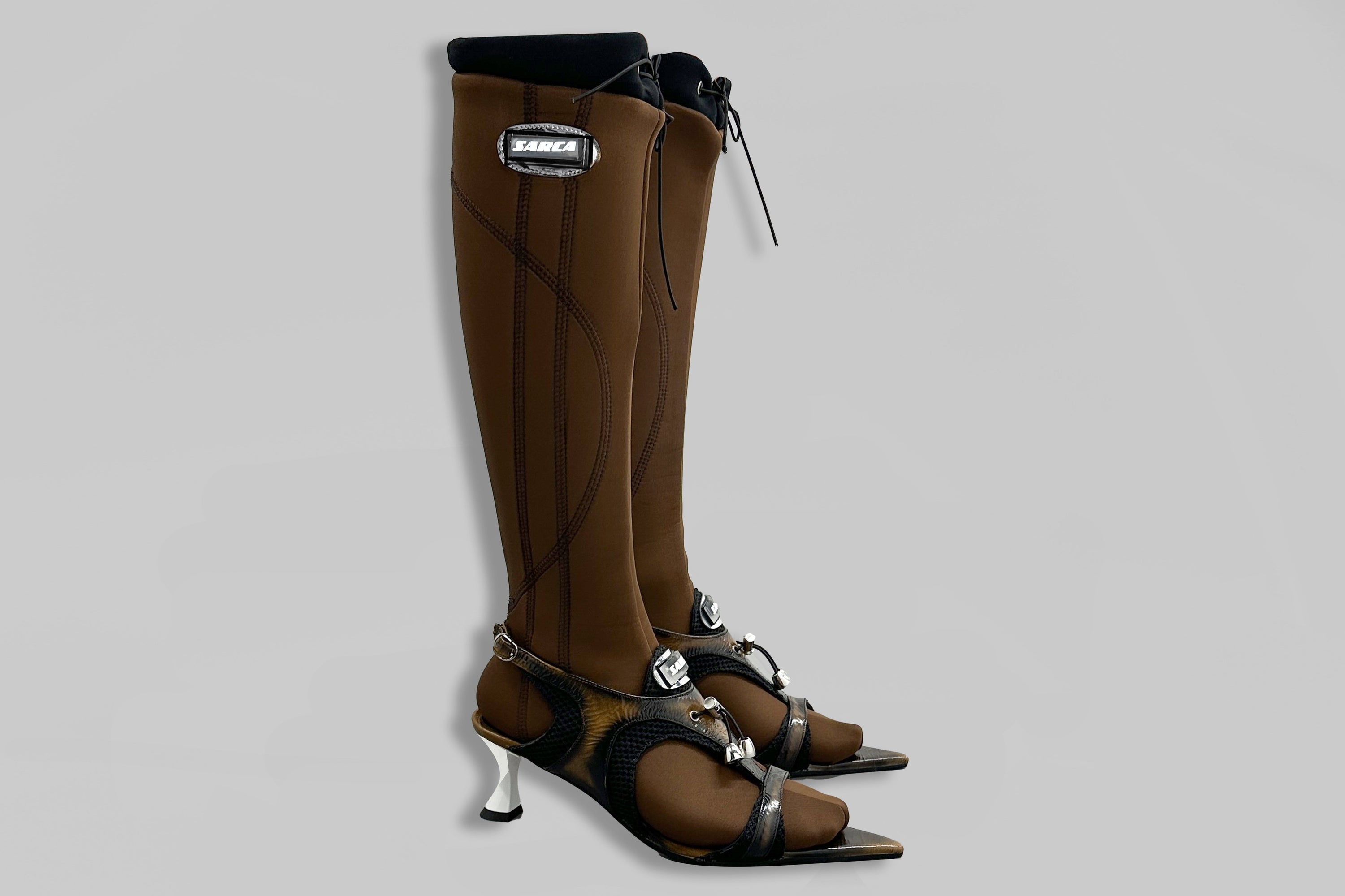 '3 "snowflake" brown sandal boot