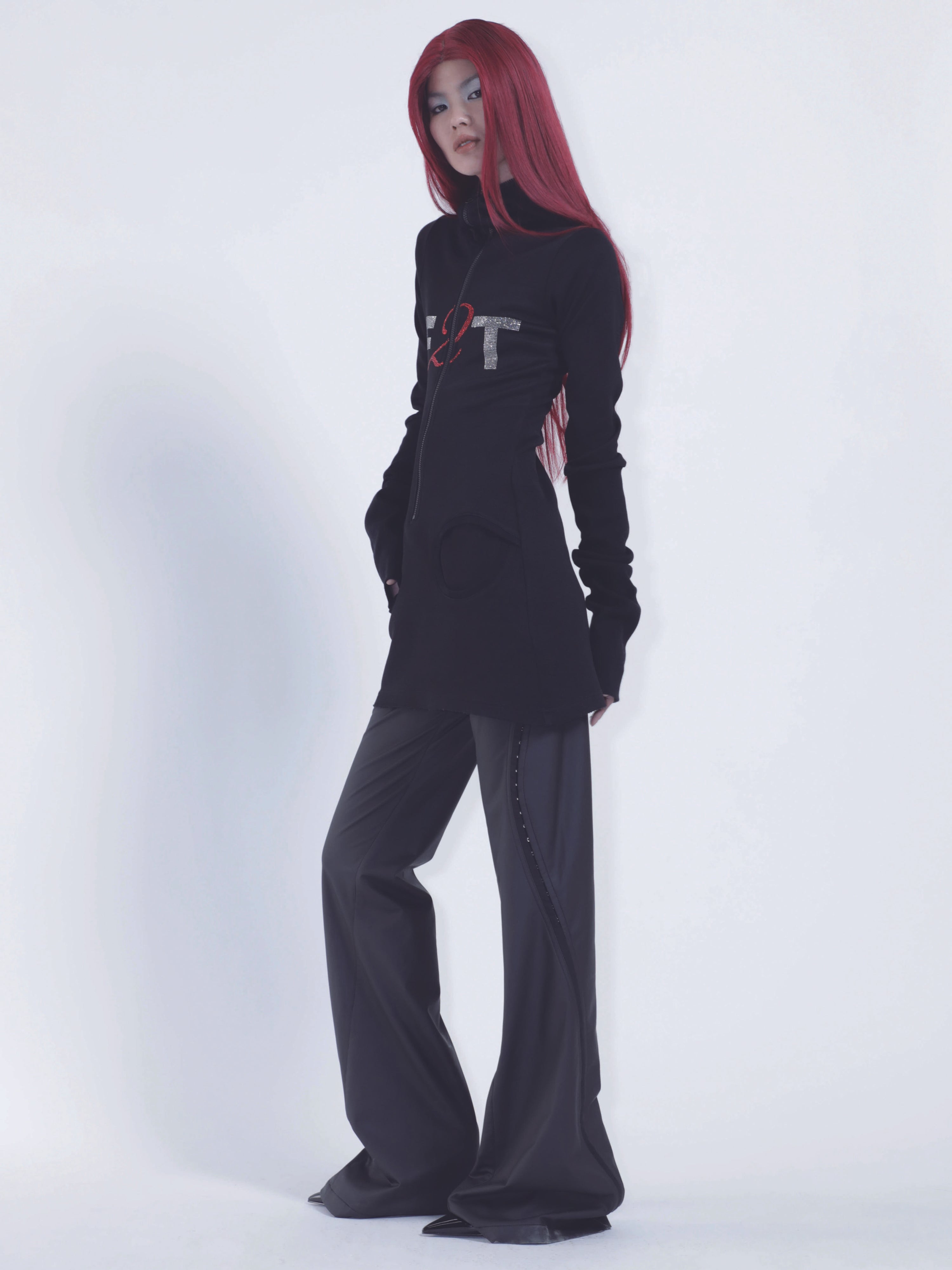 Free 2 talk- zip up dress-bk