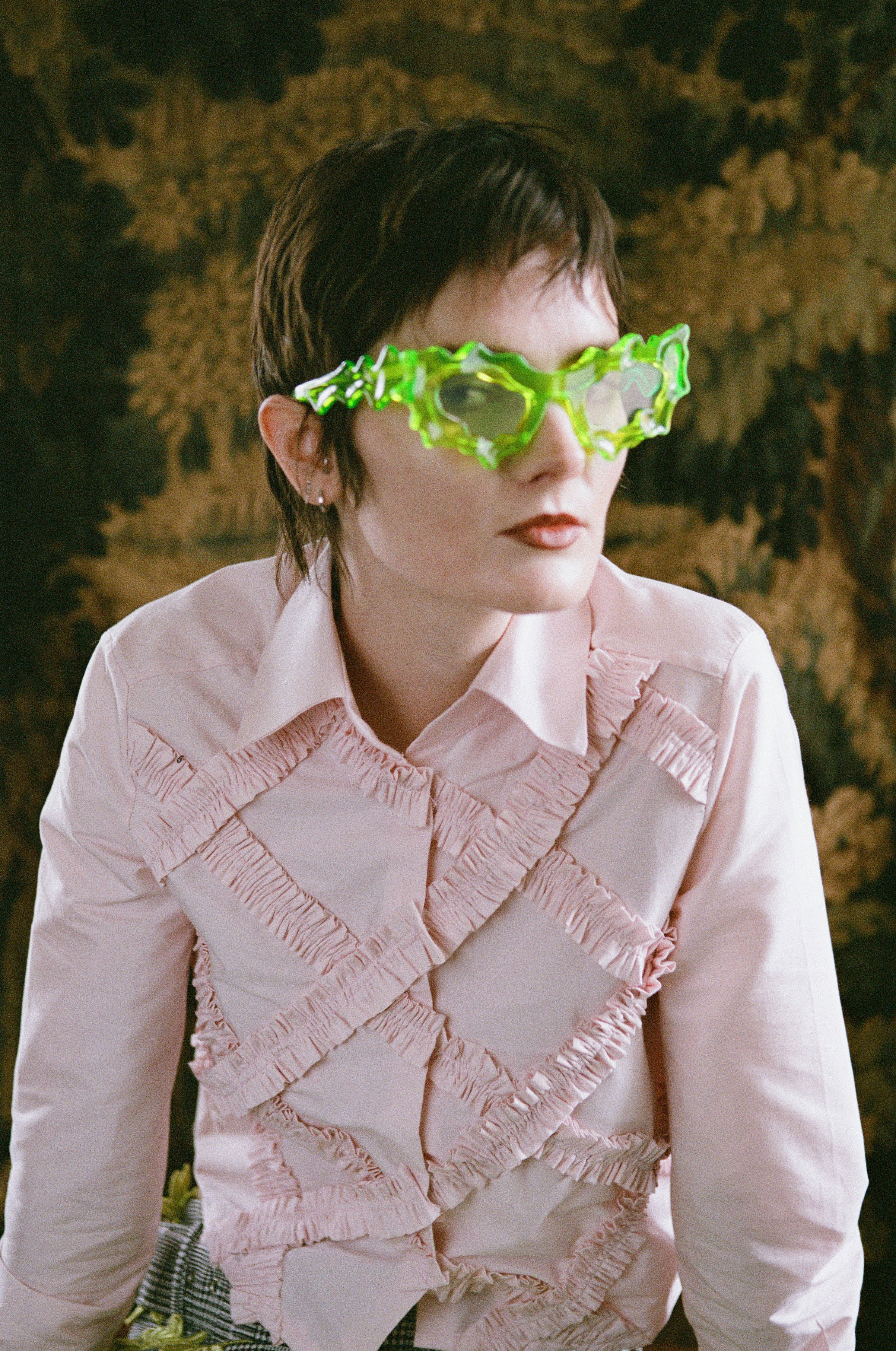 Fully green spike sunglasses