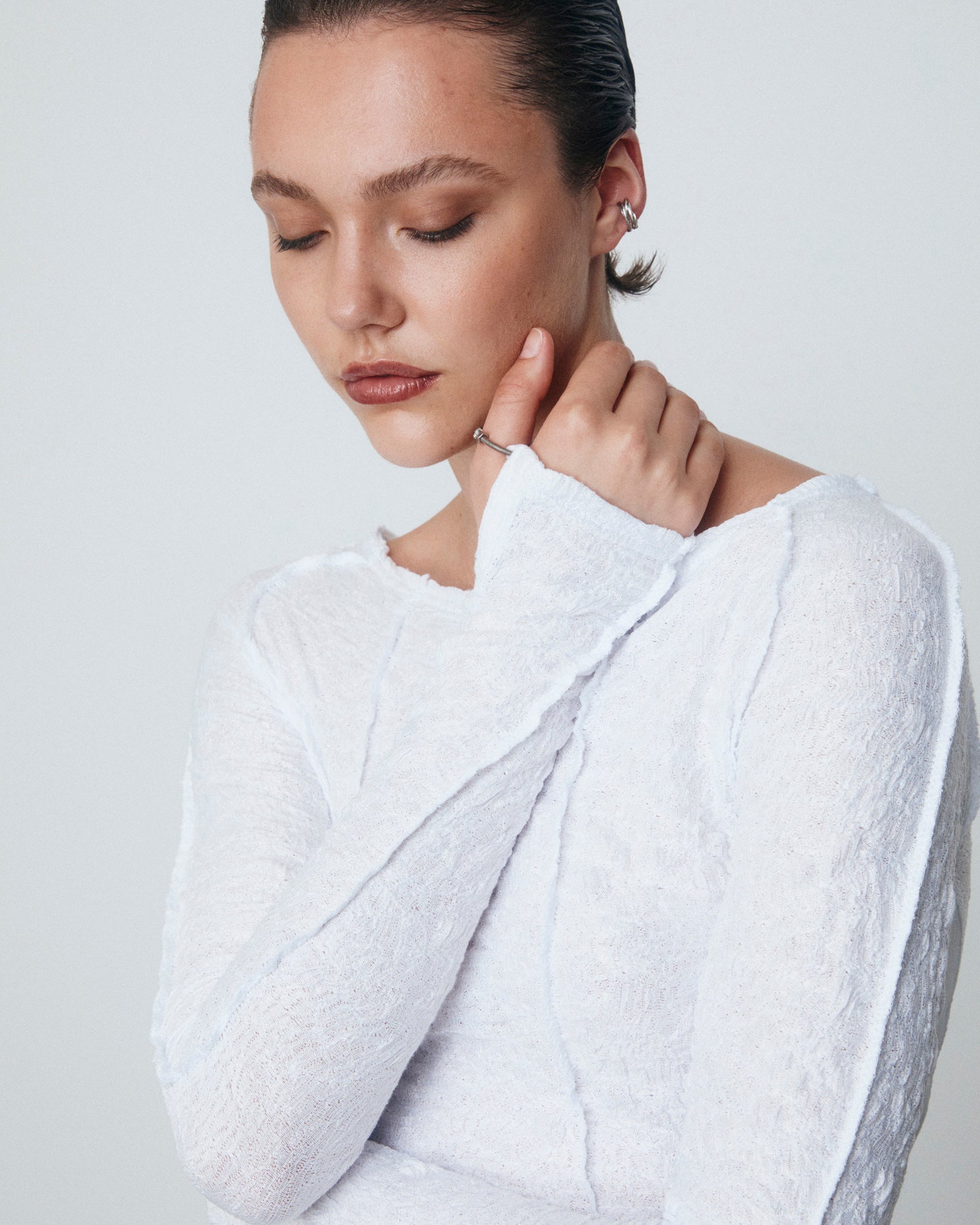 Ear cuff