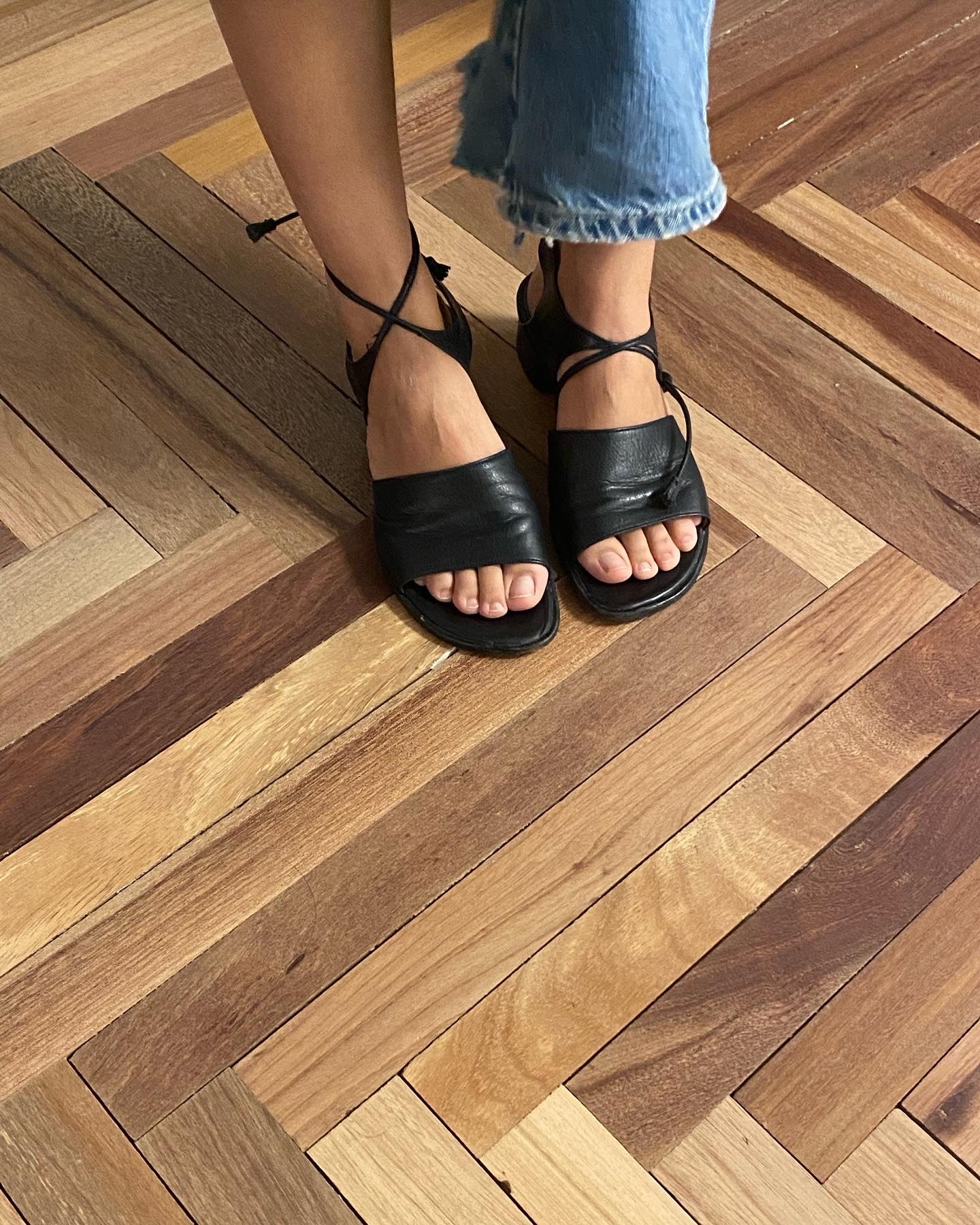 Noir sandales