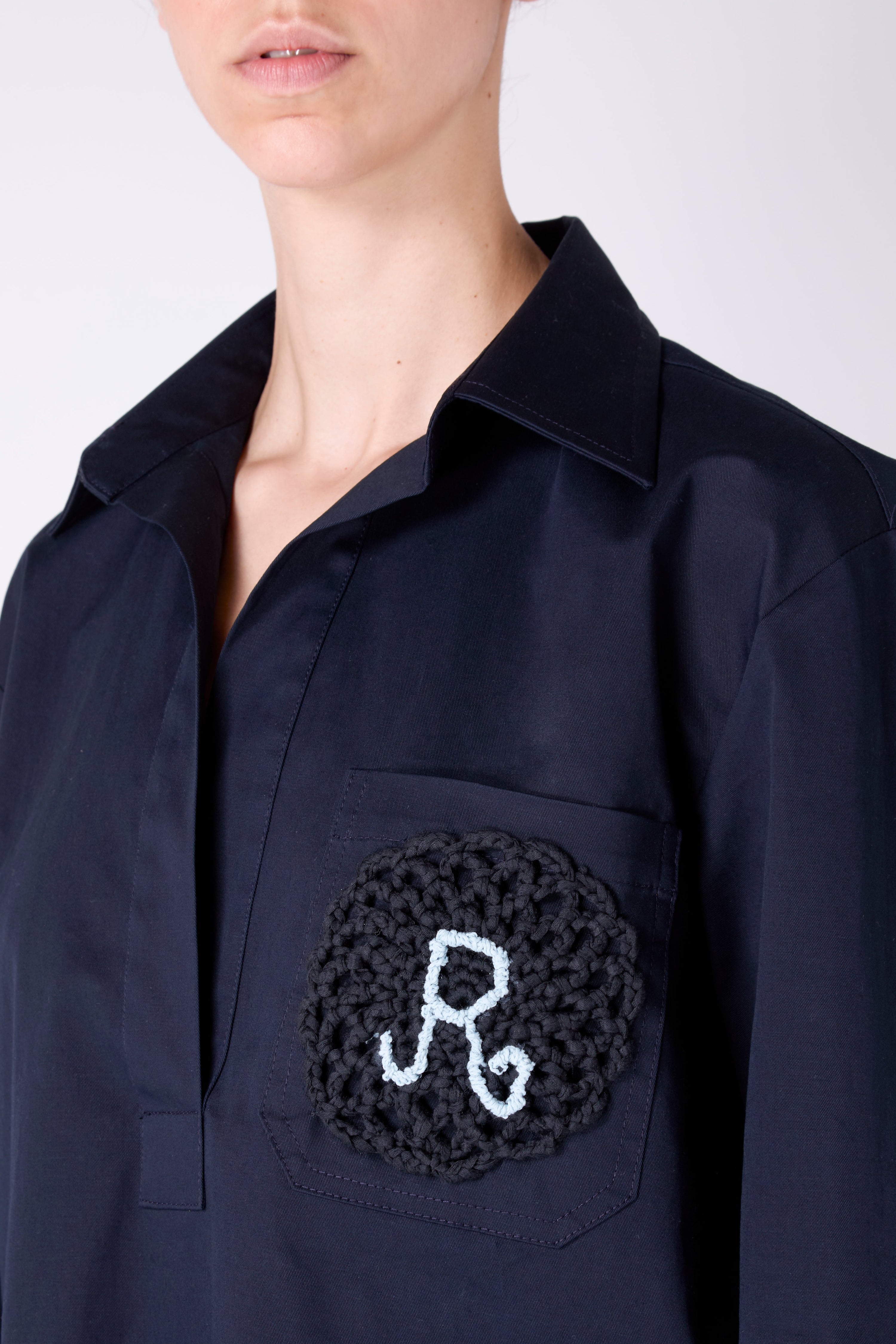 Camicia over con tasca patch