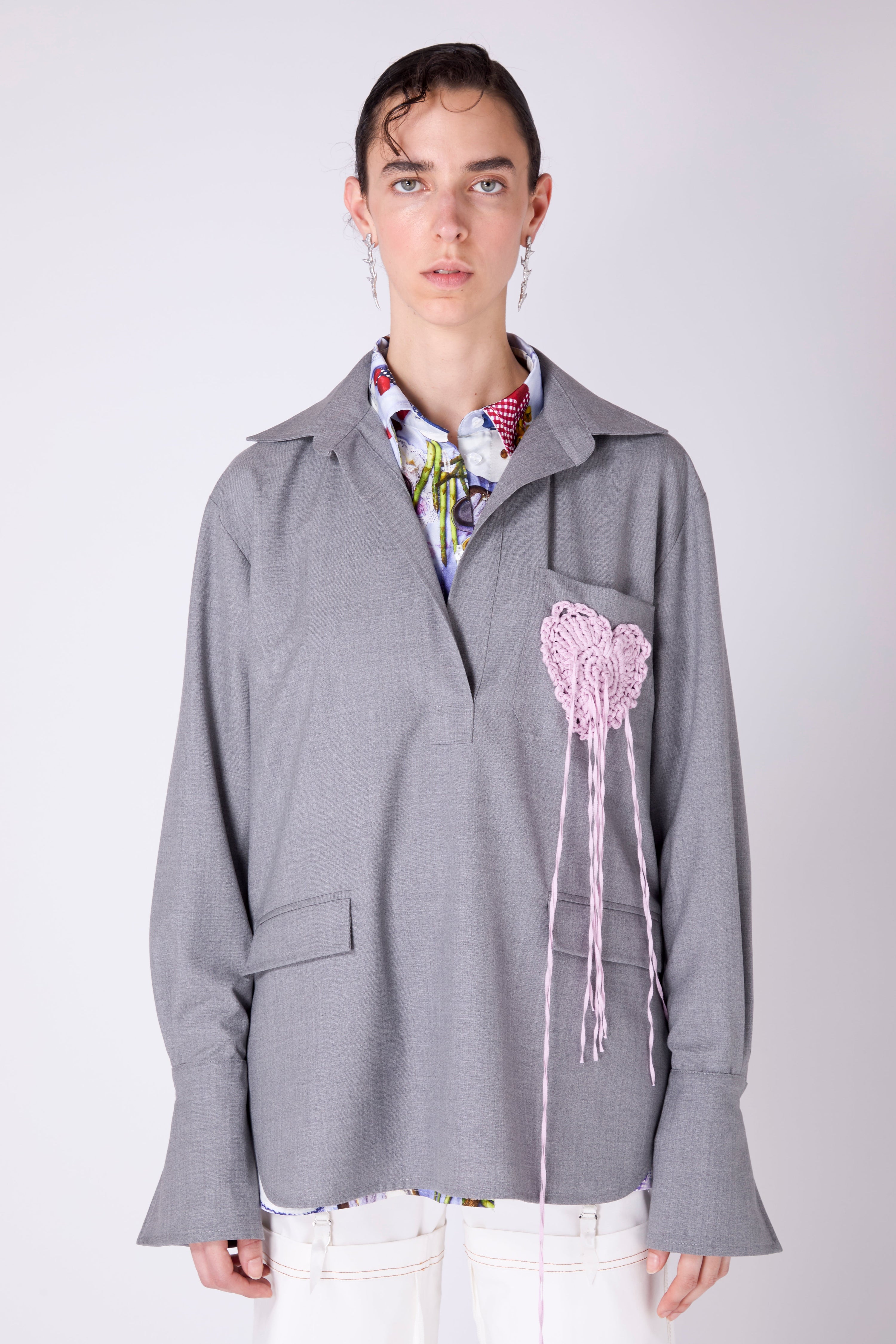 Camicia over con tasca patch