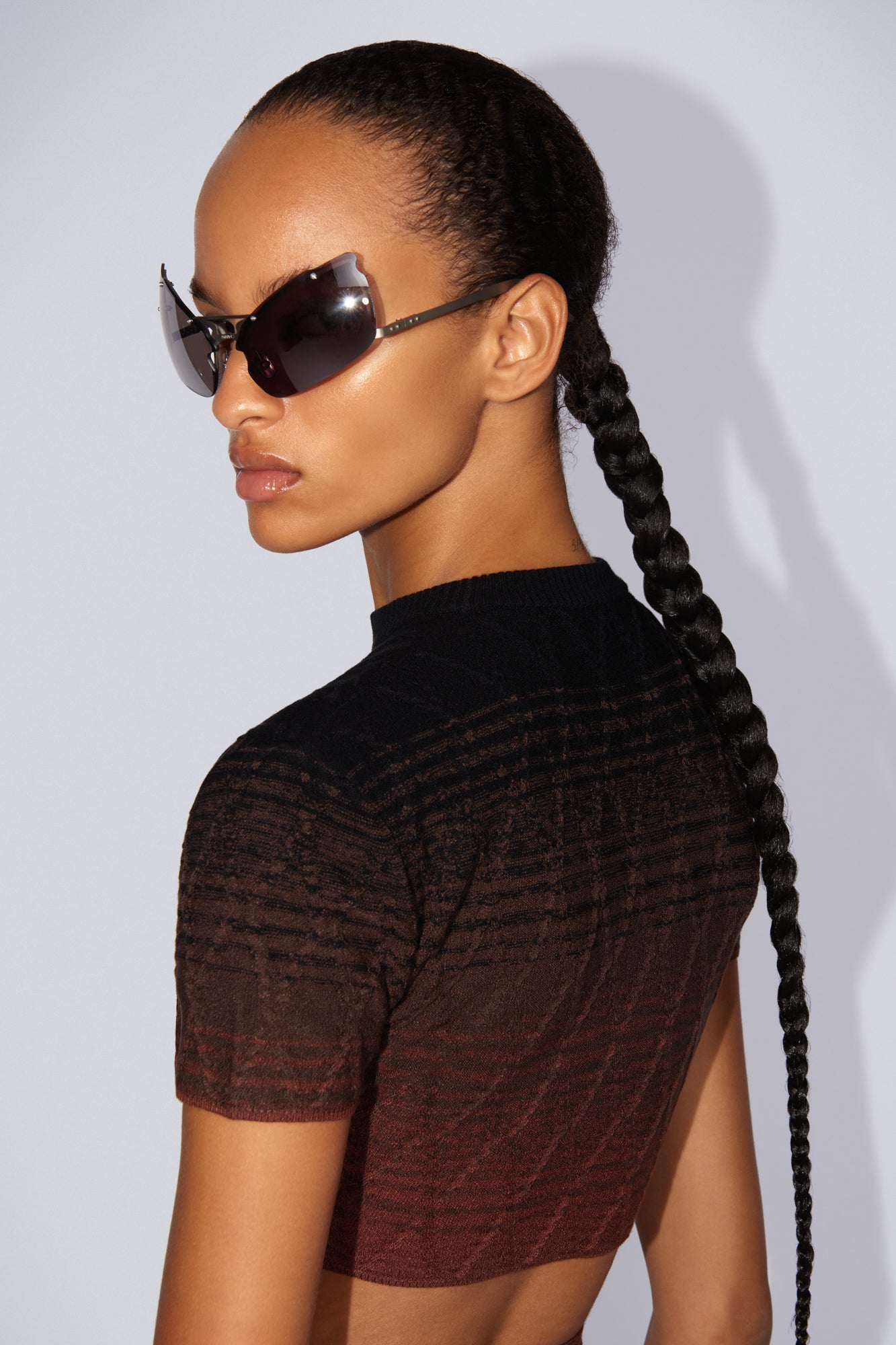 Overturned tee brown-black
