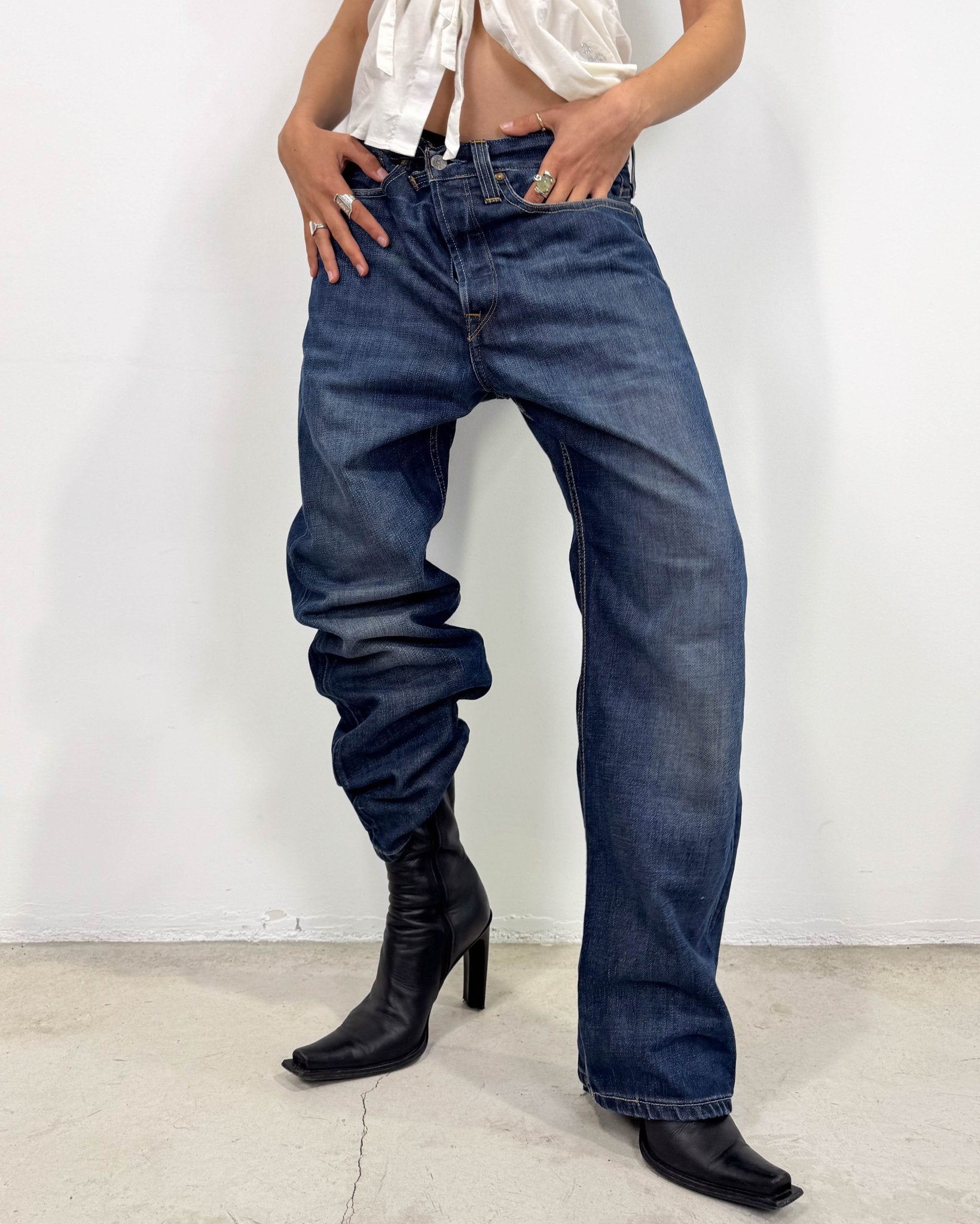 The alessia pants by levis