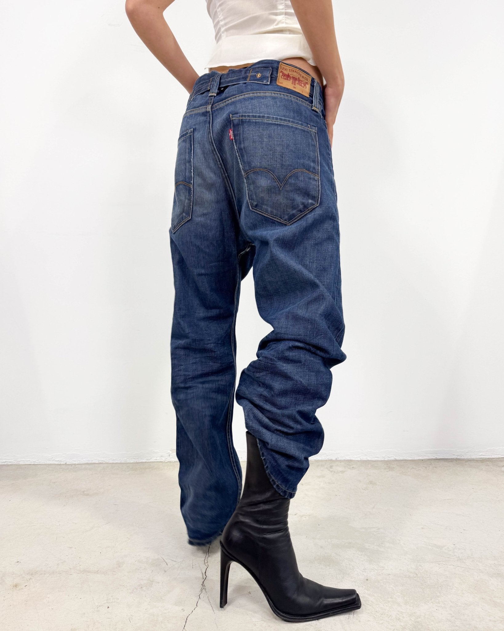 The alessia pants by levis