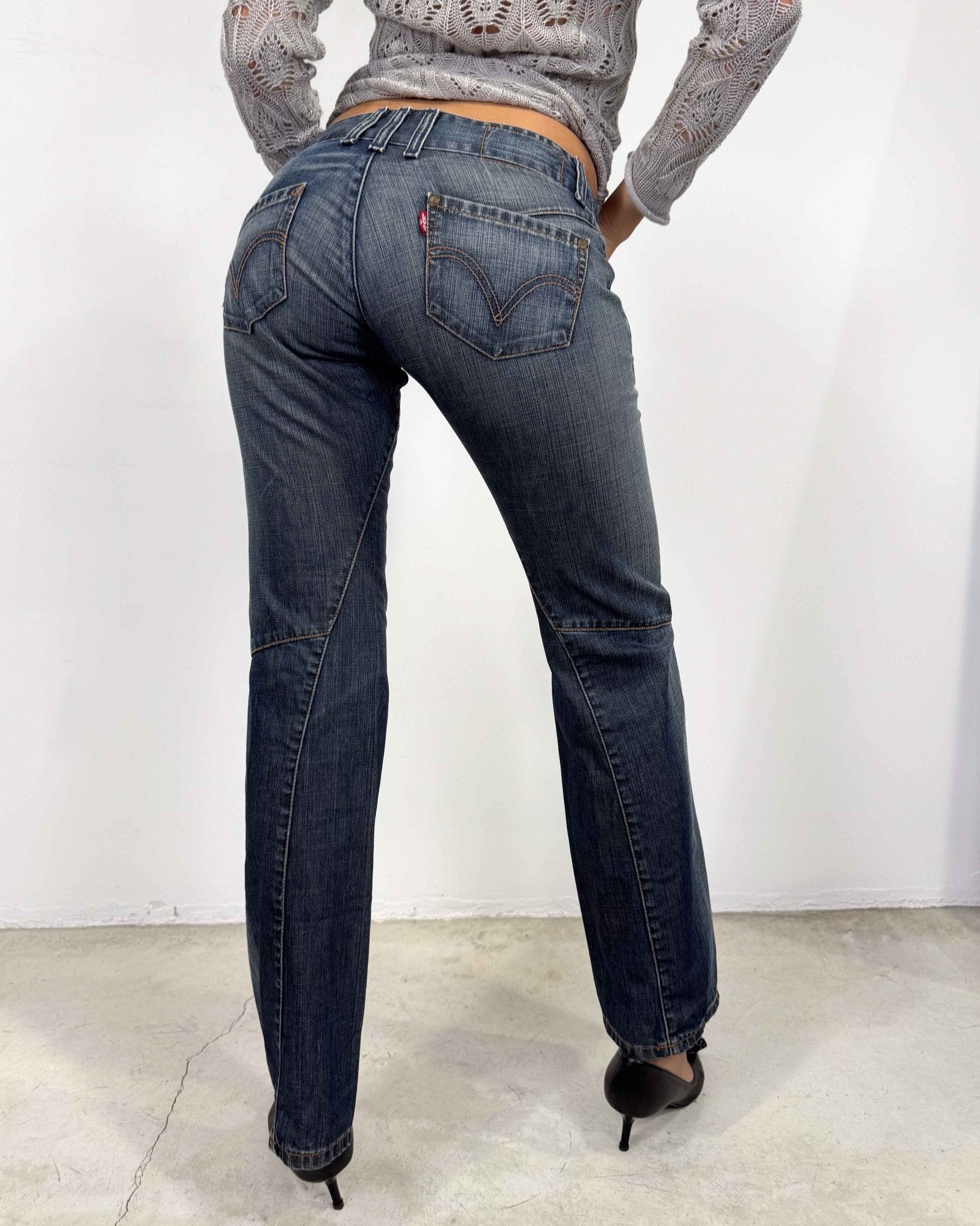 The aroa pants by levis