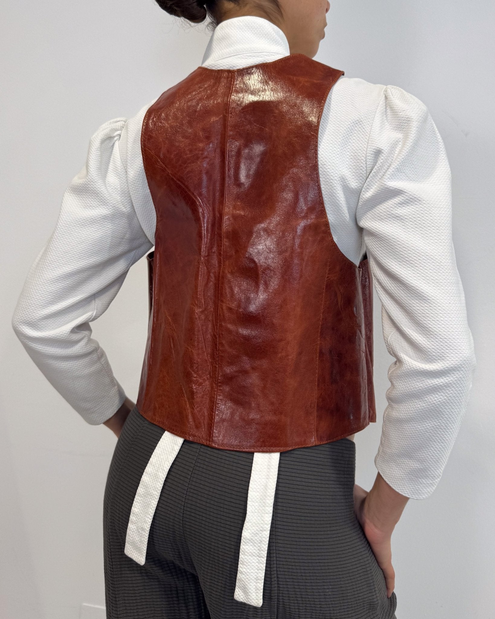 The belén vest