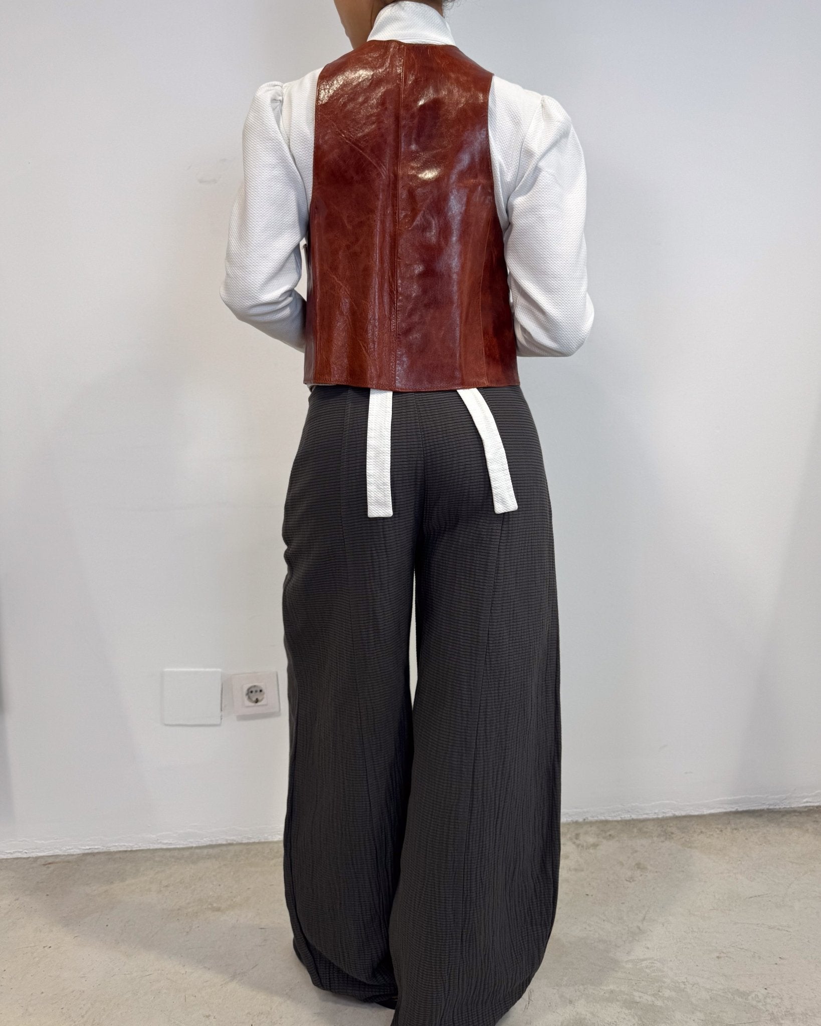 The belén vest