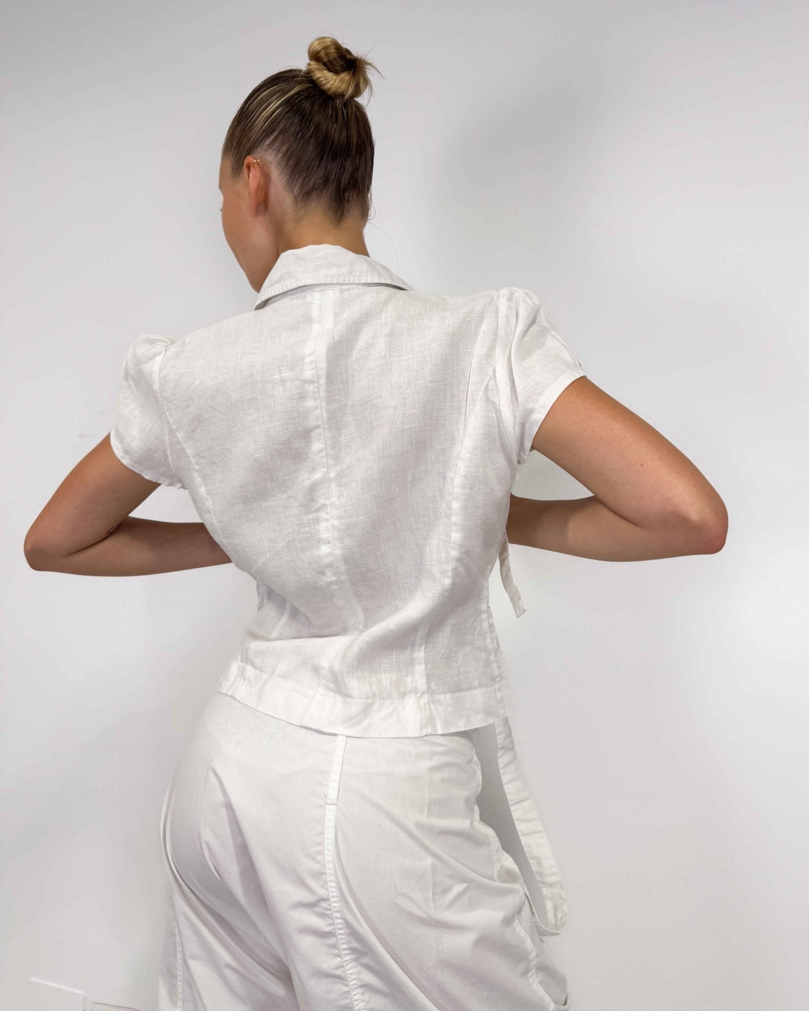 The coline top