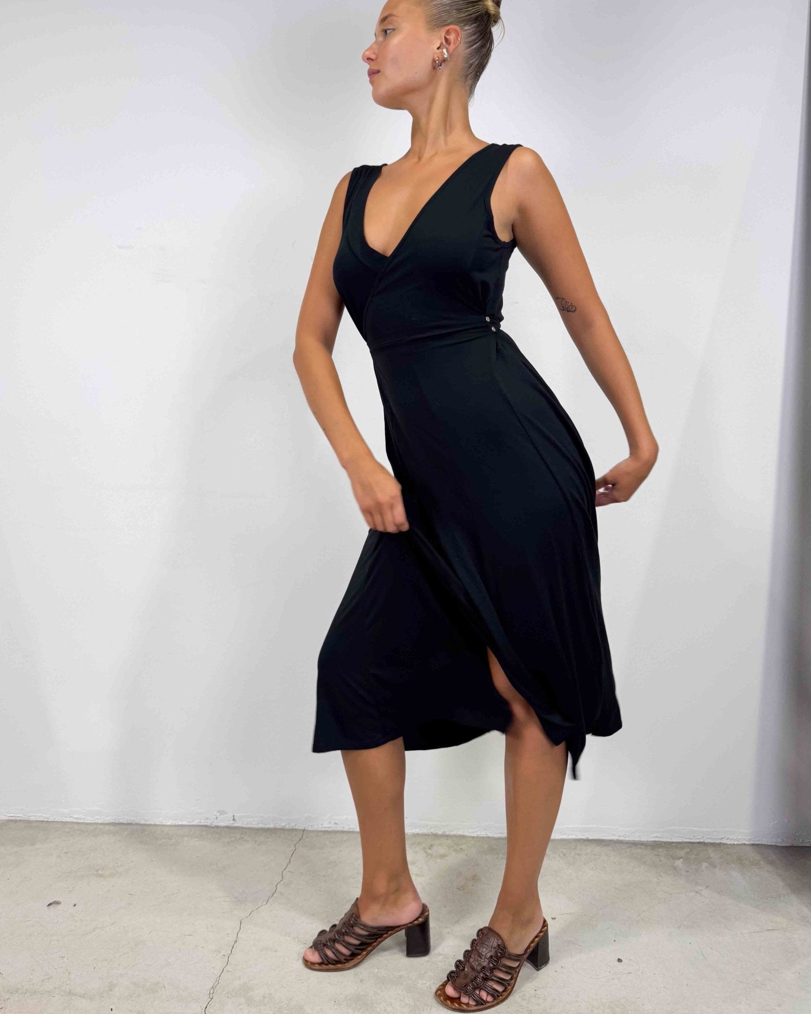 The coral dress