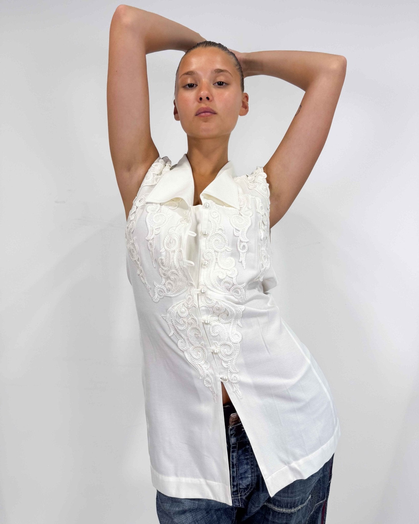 The hilda top