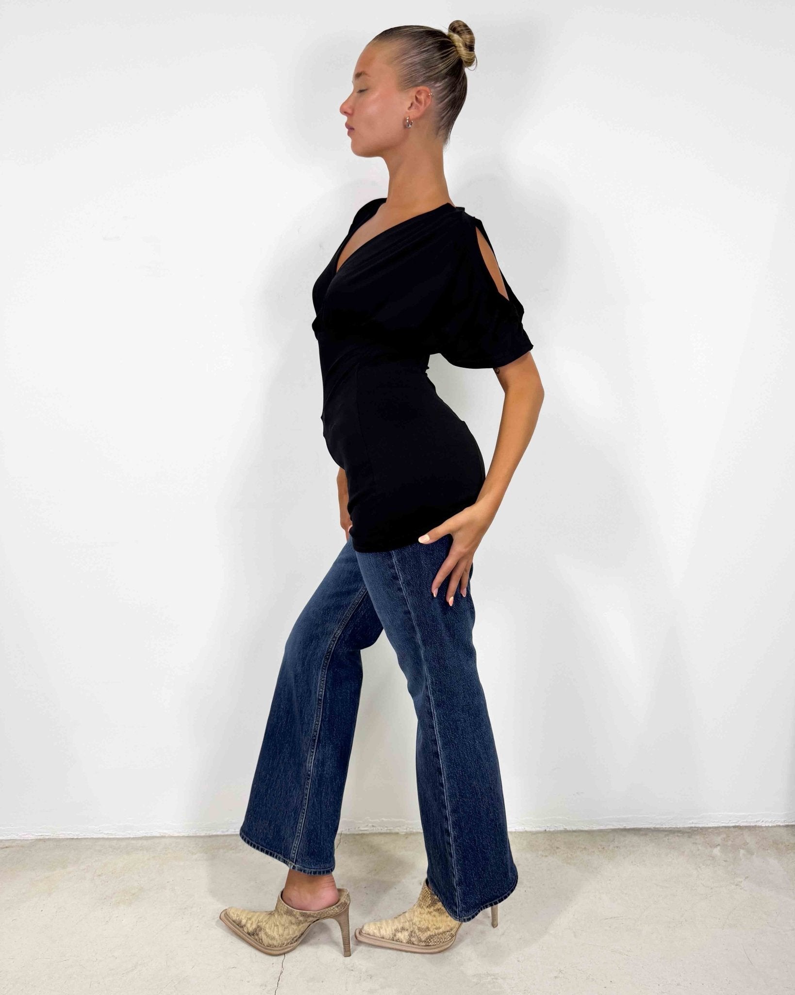 The iris top